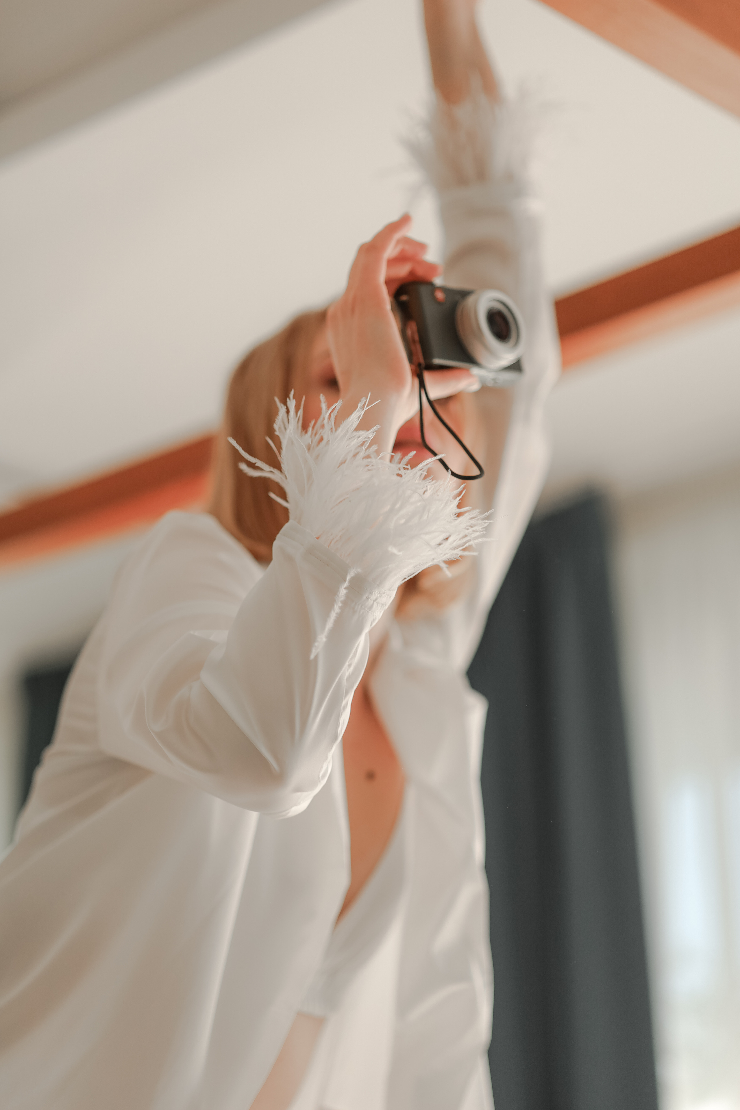 Amour, amour, amour. Главная