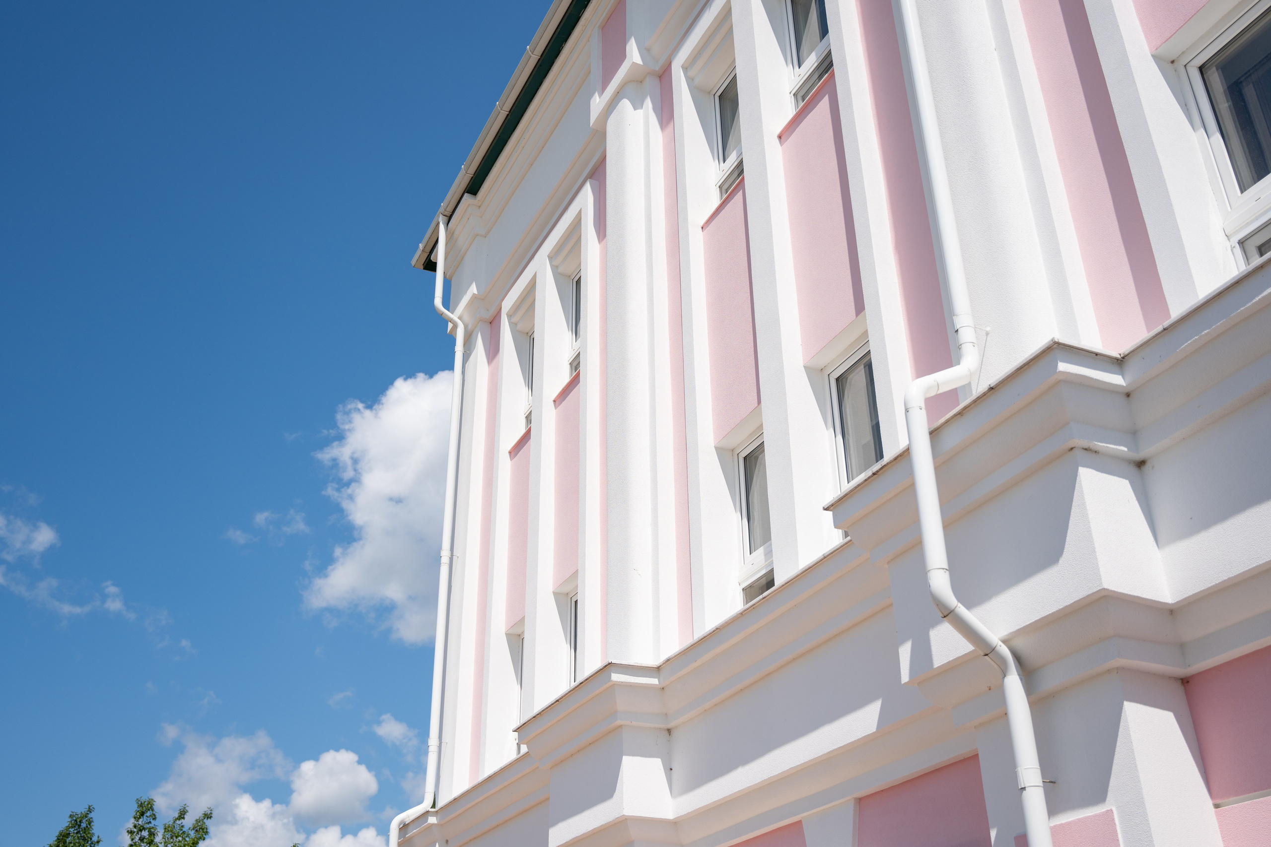 Интерьерная съемка частной клиники им. Х. М. Совмена в Краснодаре Профессиональная фотосъемка интерьеров медицинской клиники Совмена. Шедевры для Вас! Фотограф и Видеограф в Краснодаре Пахиев Руслан