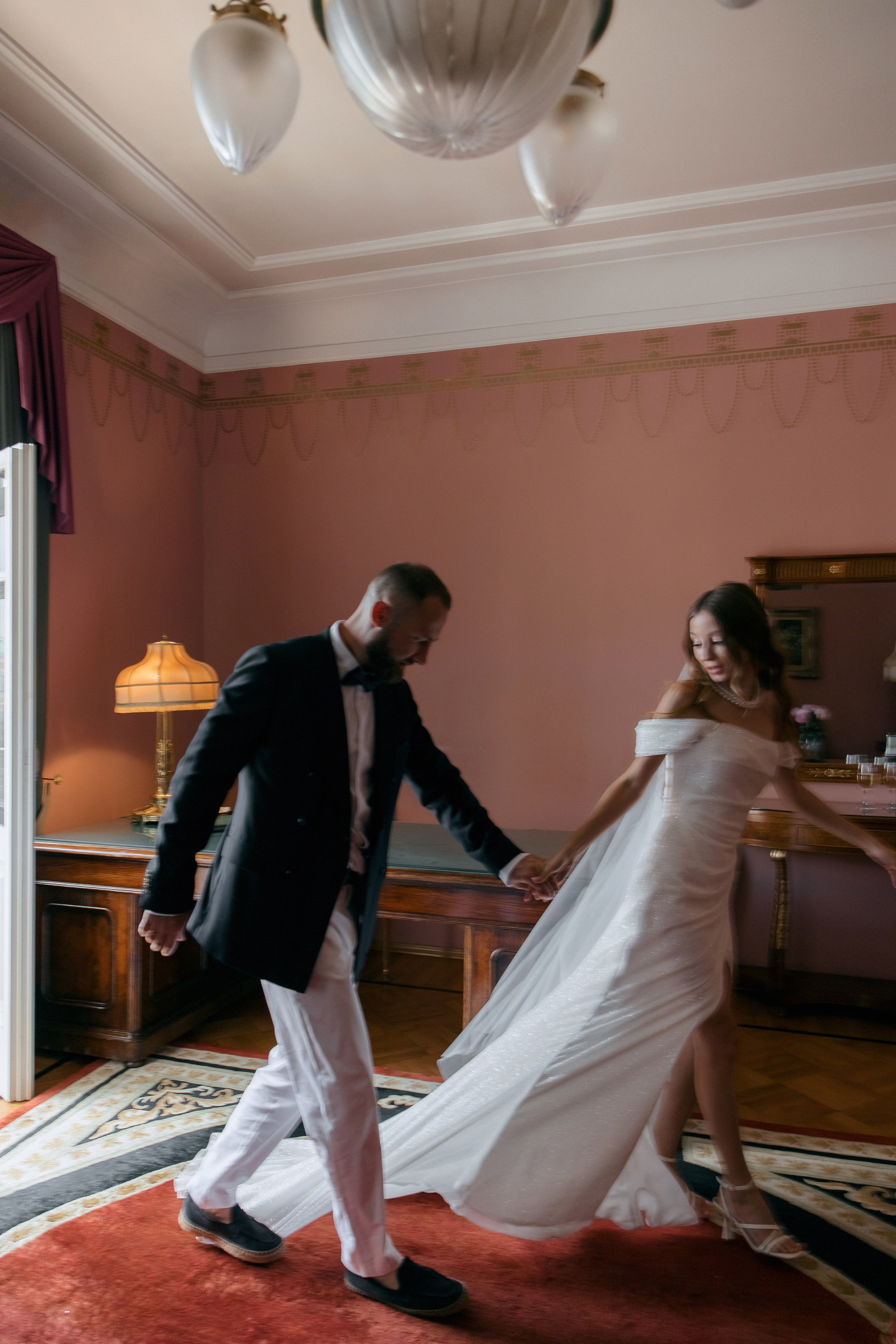 Анна и Никита: отель Националь. Свадебный фотограф Москва