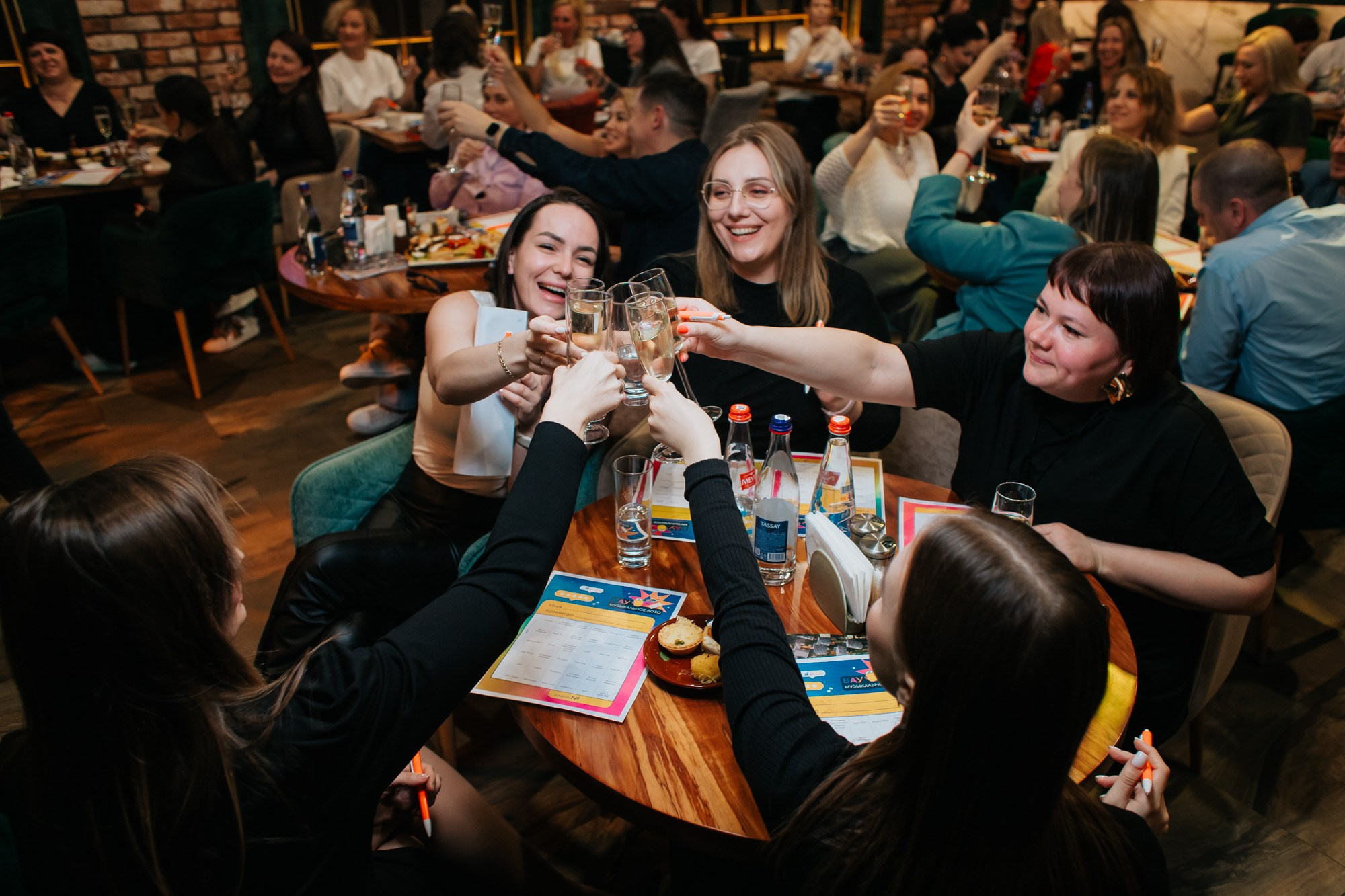 Синара в P’yano. Свадебный и репортажный фотограф в Екатеринбурге и Сухом Логу