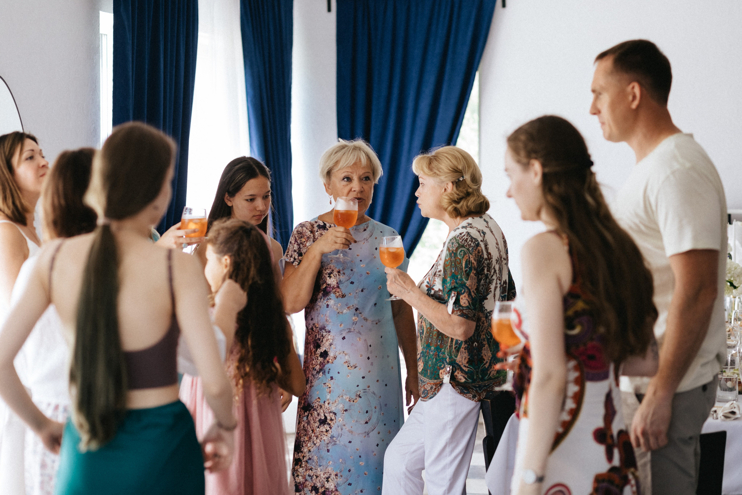 Лиза и Сережа. Роспись и тусовка в коттедже. Свадебный и портретный фотограф в Москве Анастасия Масюк