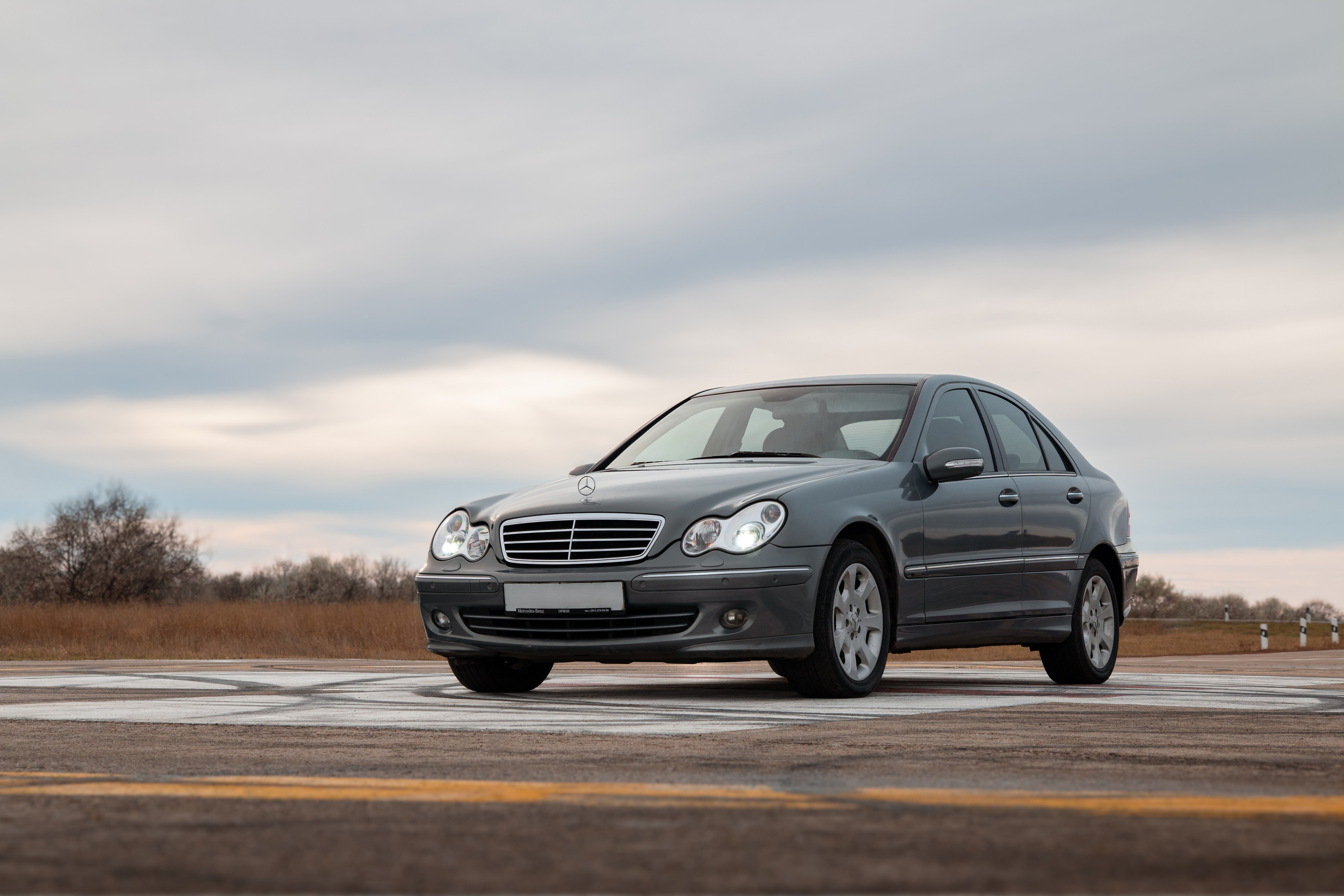 Mercedes-Benz C280. Автомобильный фотограф и видеограф в Новосибирске|Александра Косухина