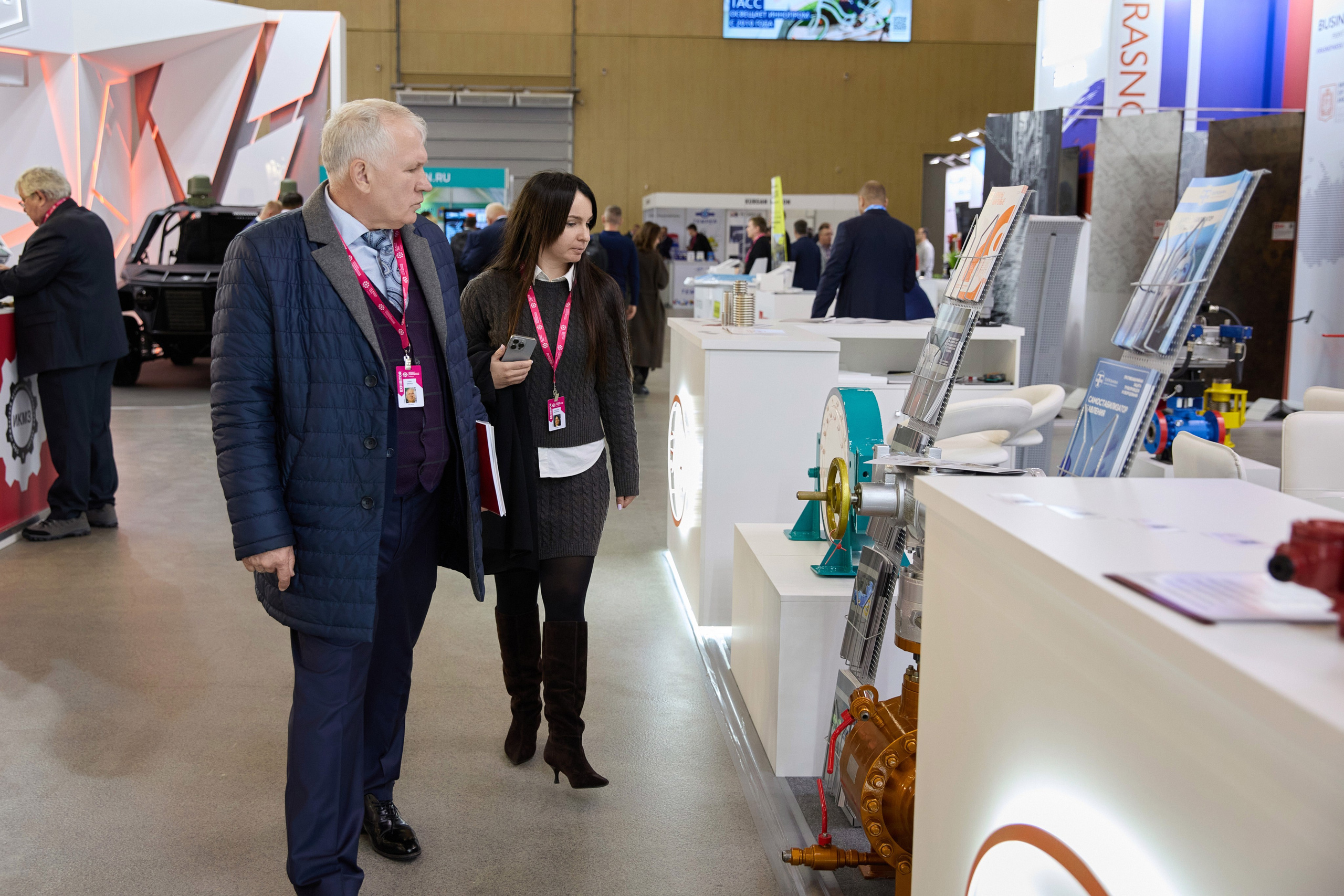 Выставка. Свадебная, репортажная фотосъемка и видеосъемка в Минске. Илья и Юлия Ширмановы. Фотограф | Видеограф | Минск