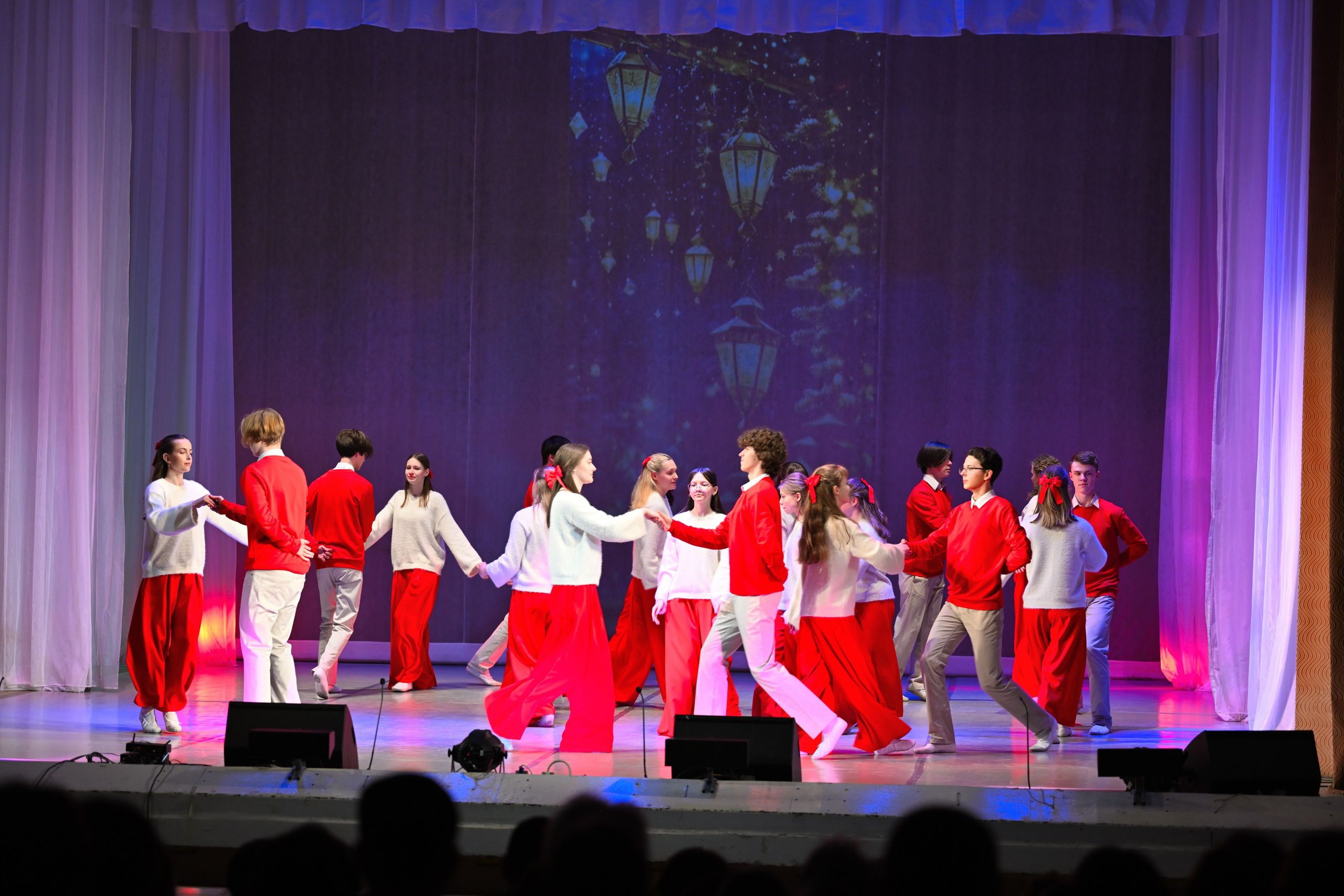 2025-12-19 Танцы ДК. Снежинск фото Андрианов