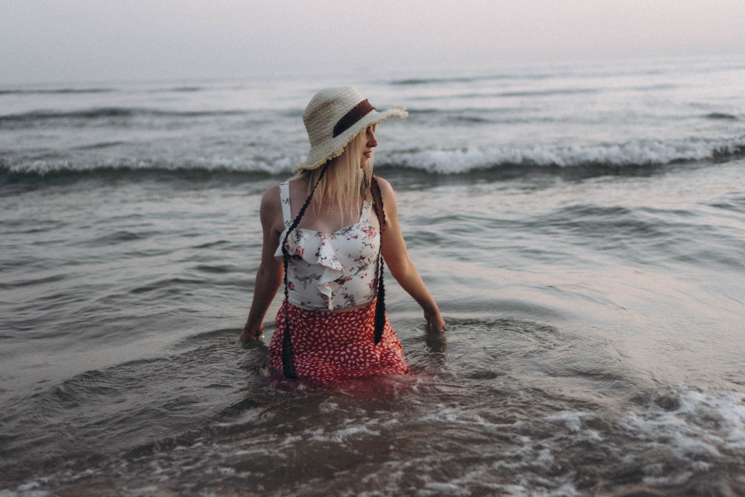 Июльский вечер на берегу черного моря. Профессиональный фотограф, Санкт-Петербург — Виктория Богомолова