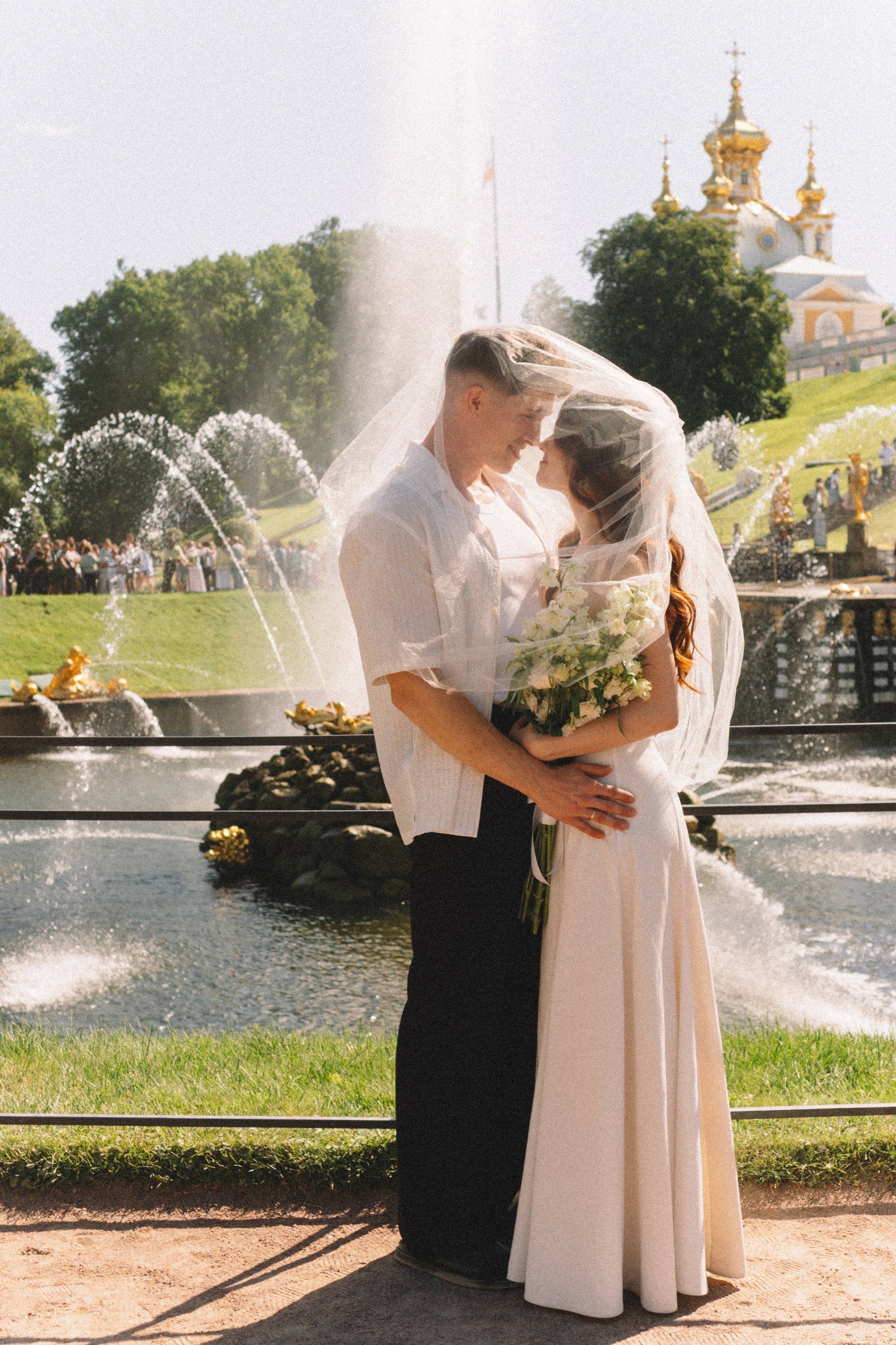 СВАДЕБНАЯ СЬЕМКА В ПЕТЕРГОФЕ И СЬЕМКА РЕПОРТАЖА В ЗАГСЕ ПЕТЕРГОФА. Профессиональный фотограф, Санкт-Петербург — Виктория Богомолова