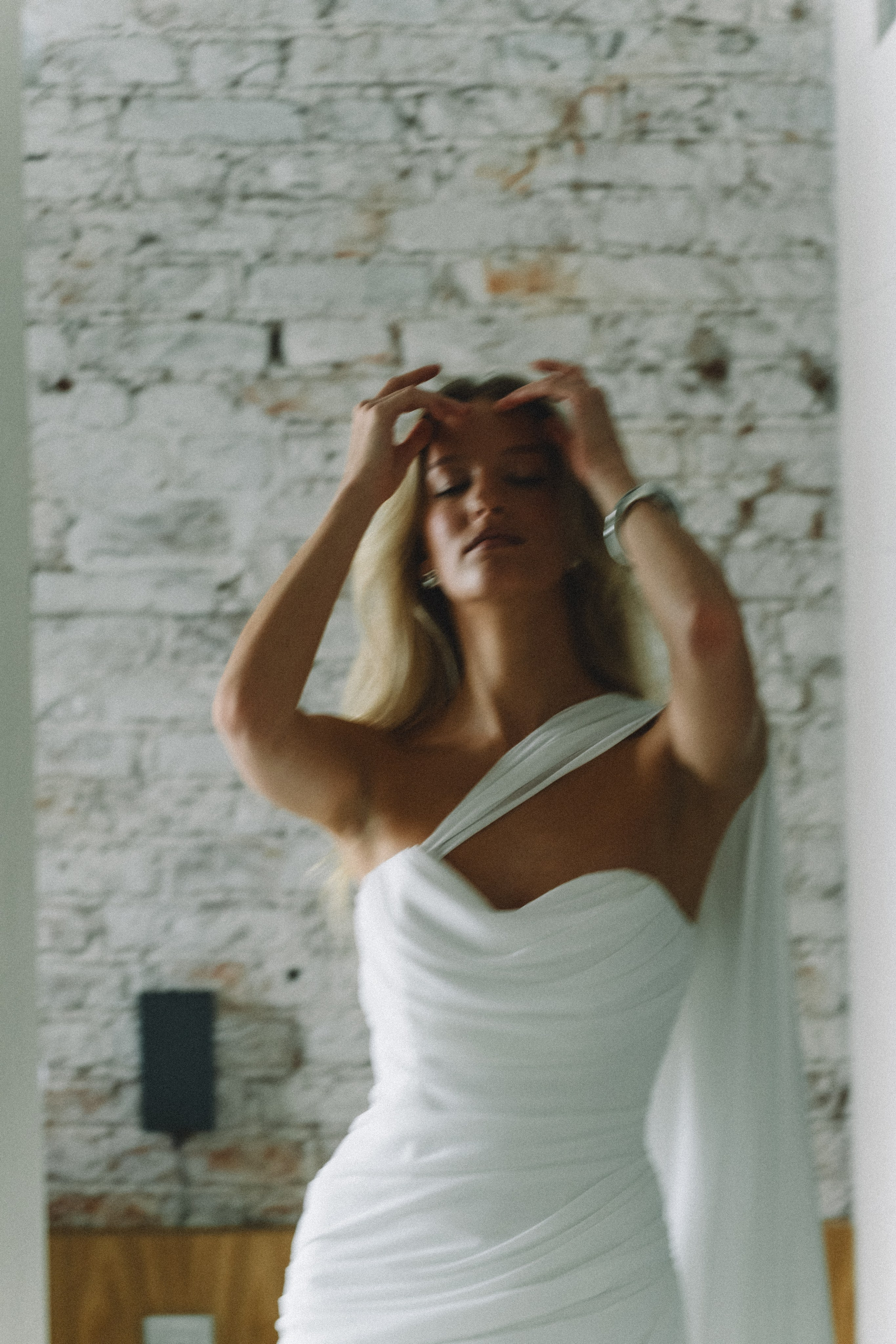 ЭЛЕГАНТНАЯ СВАДБЕНАЯ СЬЕМКА ЖЕНИХА И НЕВЕСТЫ В ДОРОГОМ ОТЕЛЕ САНКТ-ПЕТЕРБУРГА. Профессиональный фотограф, Санкт-Петербург — Виктория Богомолова