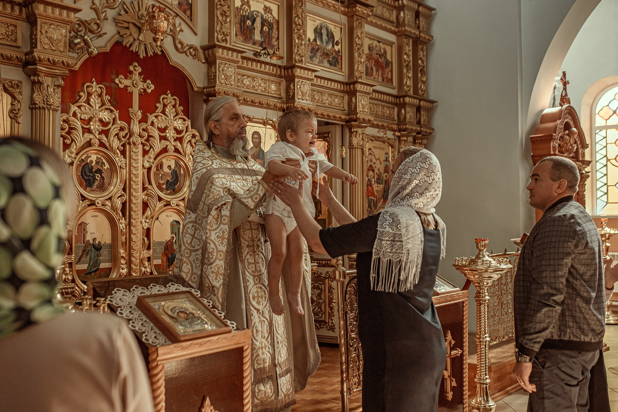 Таинство Крещения Егора. Храм п.Ахтырского. Детский семейный фотограф в Абинске