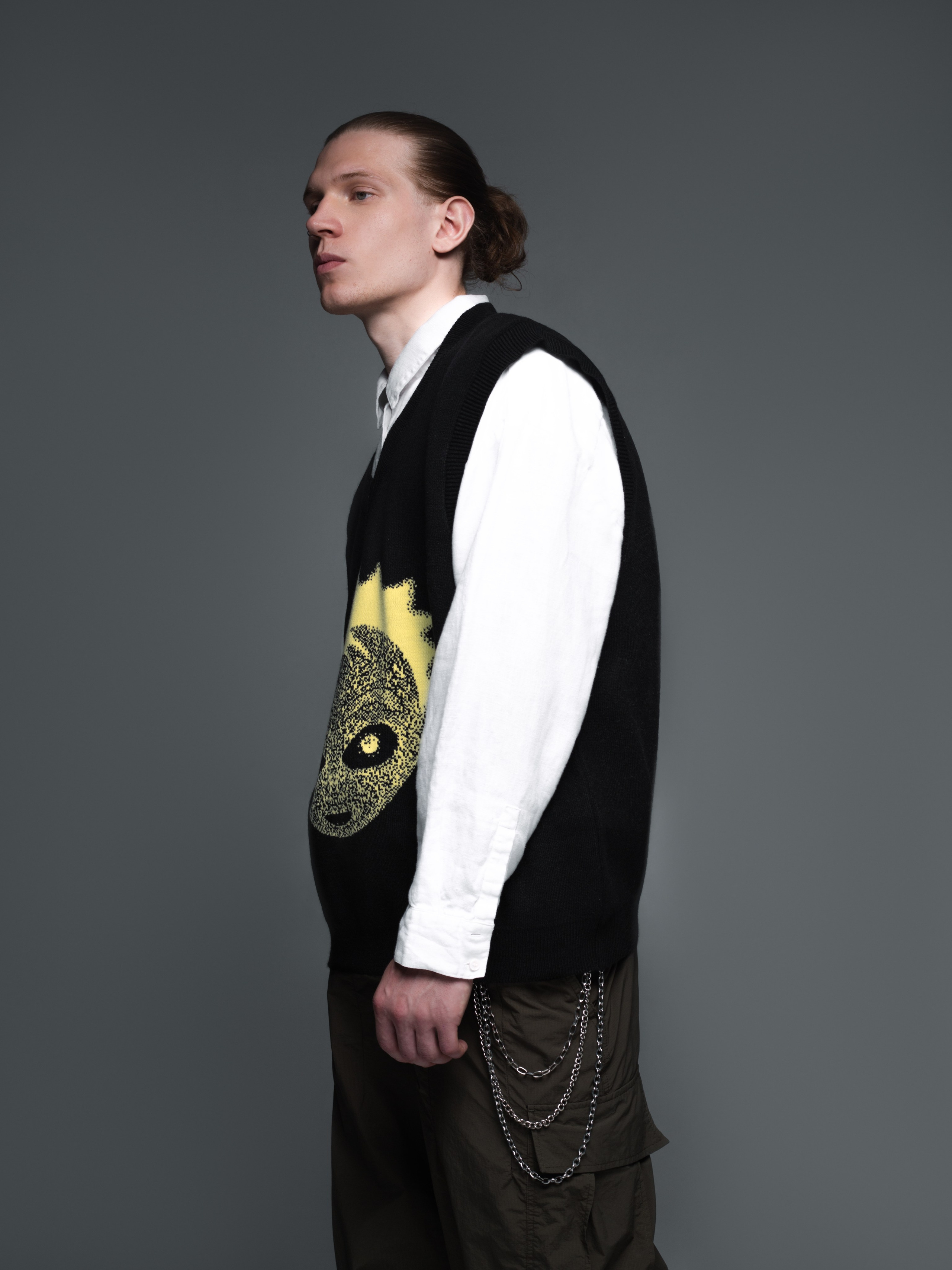 КАТАЛОГ | серый фон. RUNA production — стильные съемки для брендов