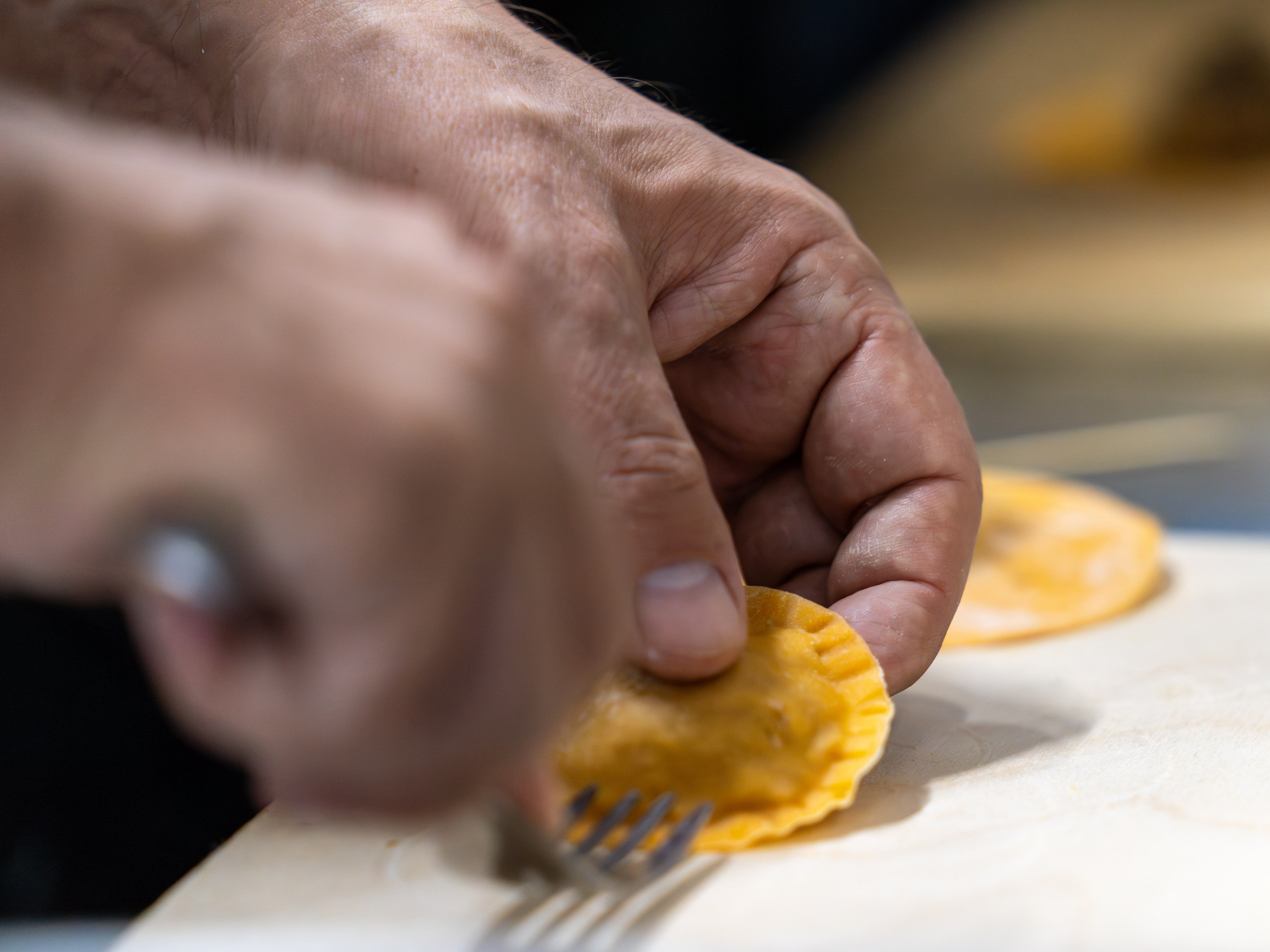 Гастрономический ужин «Лесная Италия» с Мирко Дзаго в ресторане RiverSide. Репортажный фотограф в Красной Поляне и Сочи Павлюченко Екатерина