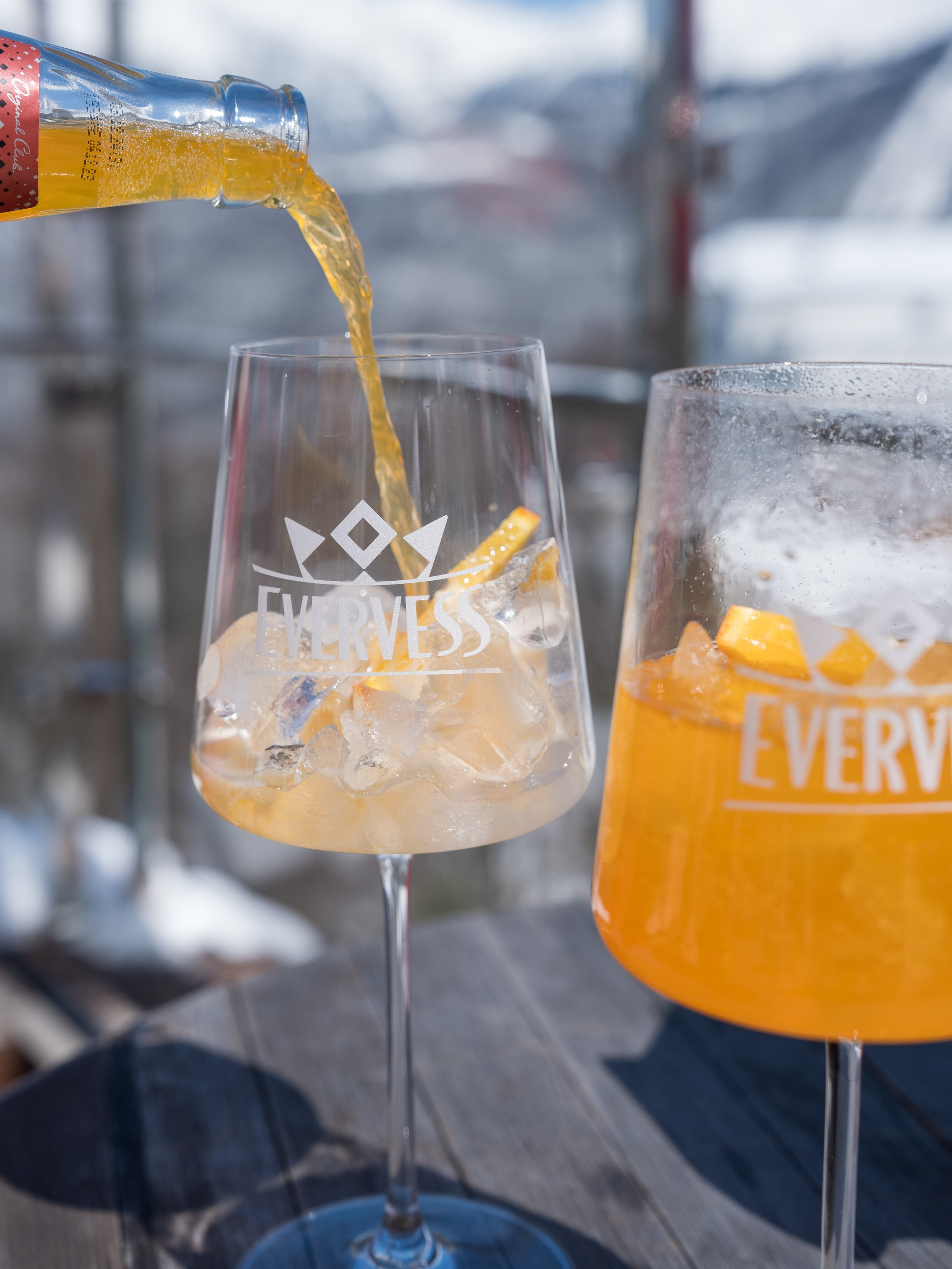 Компания «EVERVESS»: отчет с точек продаж на курортах Красной Поляны. Репортажный фотограф в Красной Поляне и Сочи Павлюченко Екатерина