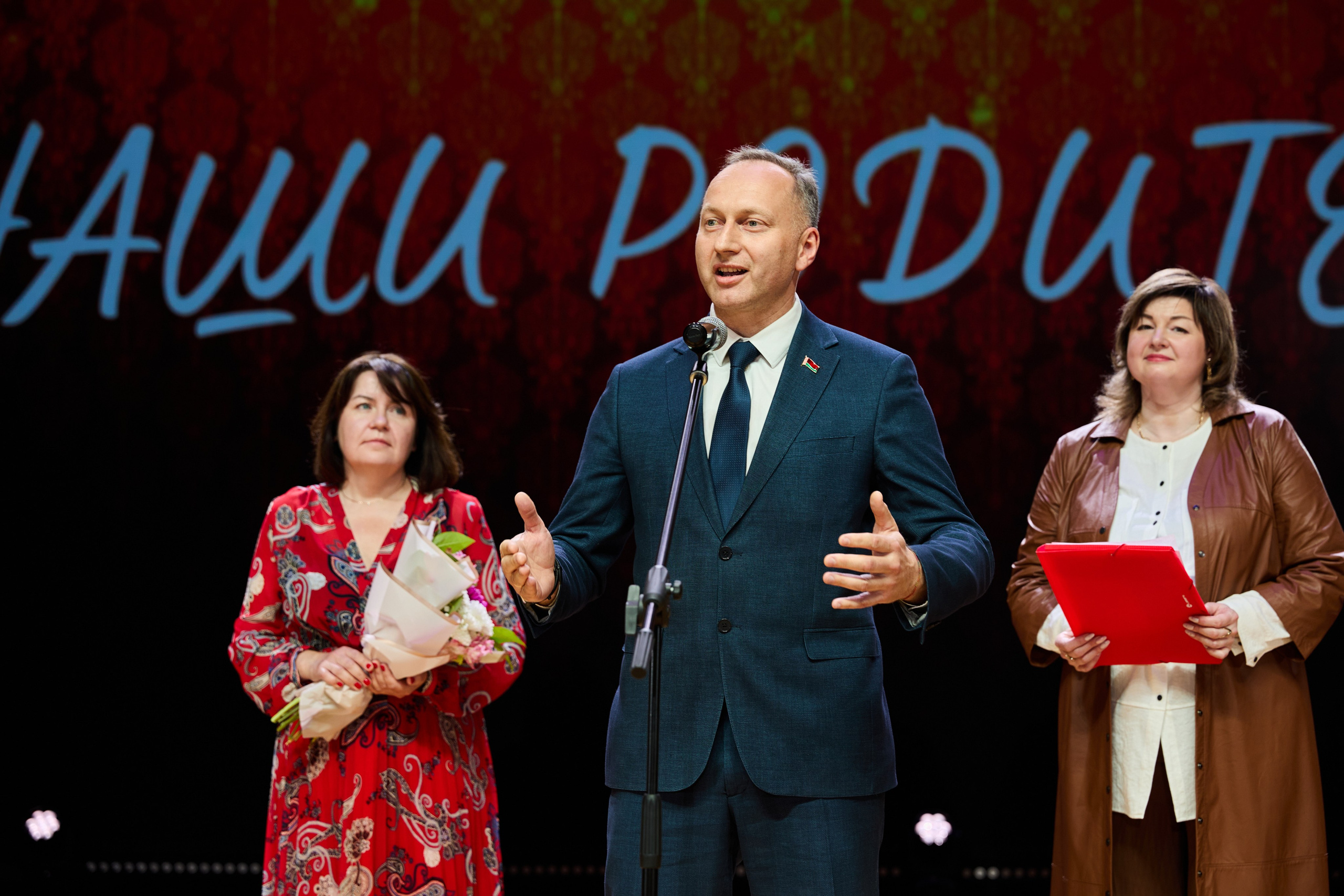 Выпускной 9 класс. Свадебная, репортажная фотосъемка и видеосъемка в Минске. Илья и Юлия Ширмановы. Фотограф | Видеограф | Минск