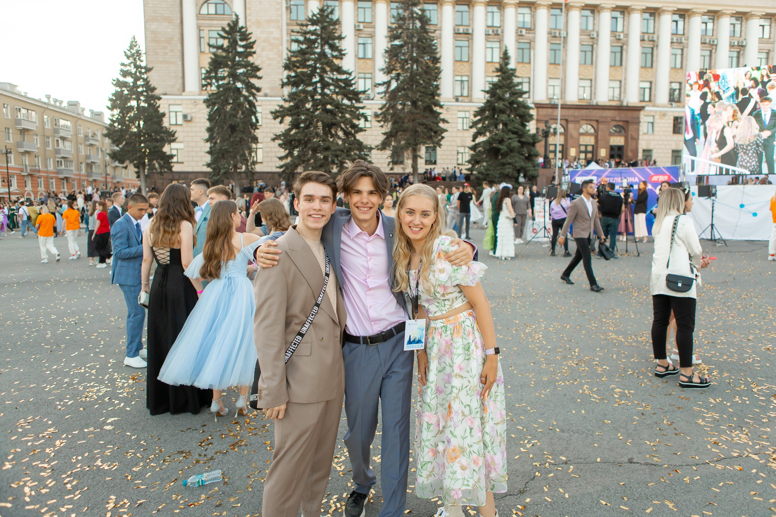 Выпускной Гимназия 12 2024 г. Свадебный и портретный Фотограф в Липецке Дмитрий Котюков