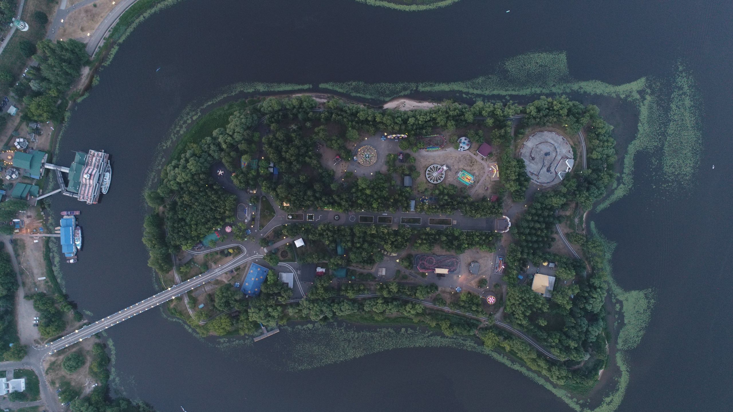 Аэросъёмка в Ярославле дрон квадрокоптер — портфолио Грибов Медиа. Фото и видеосъёмка в Ярославле | Грибов Медиа контент студия  — от 2500 ₽/час