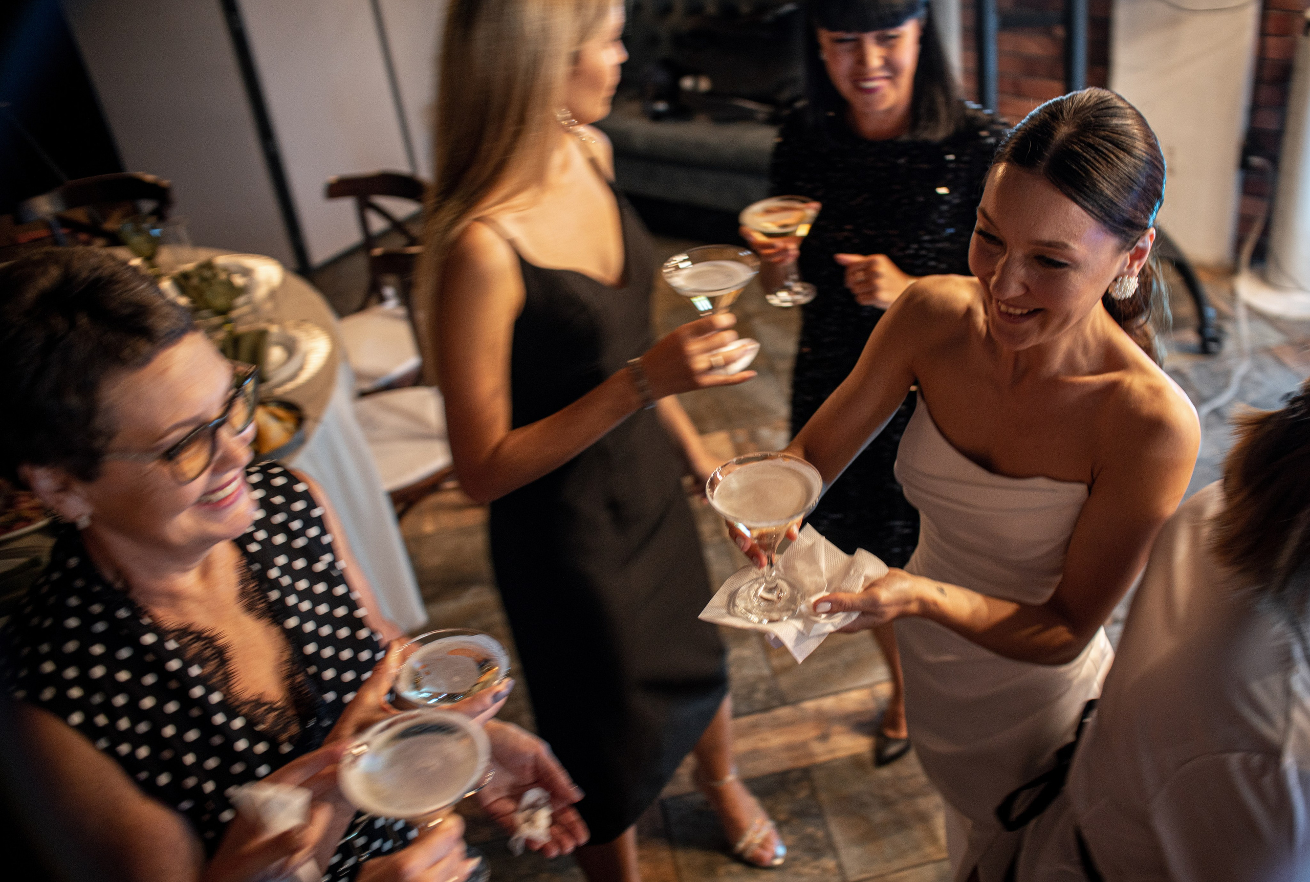 Плёночная фотосъемка свадьбы в Москве. Жуков Илья  свадебный фотограф в Москве