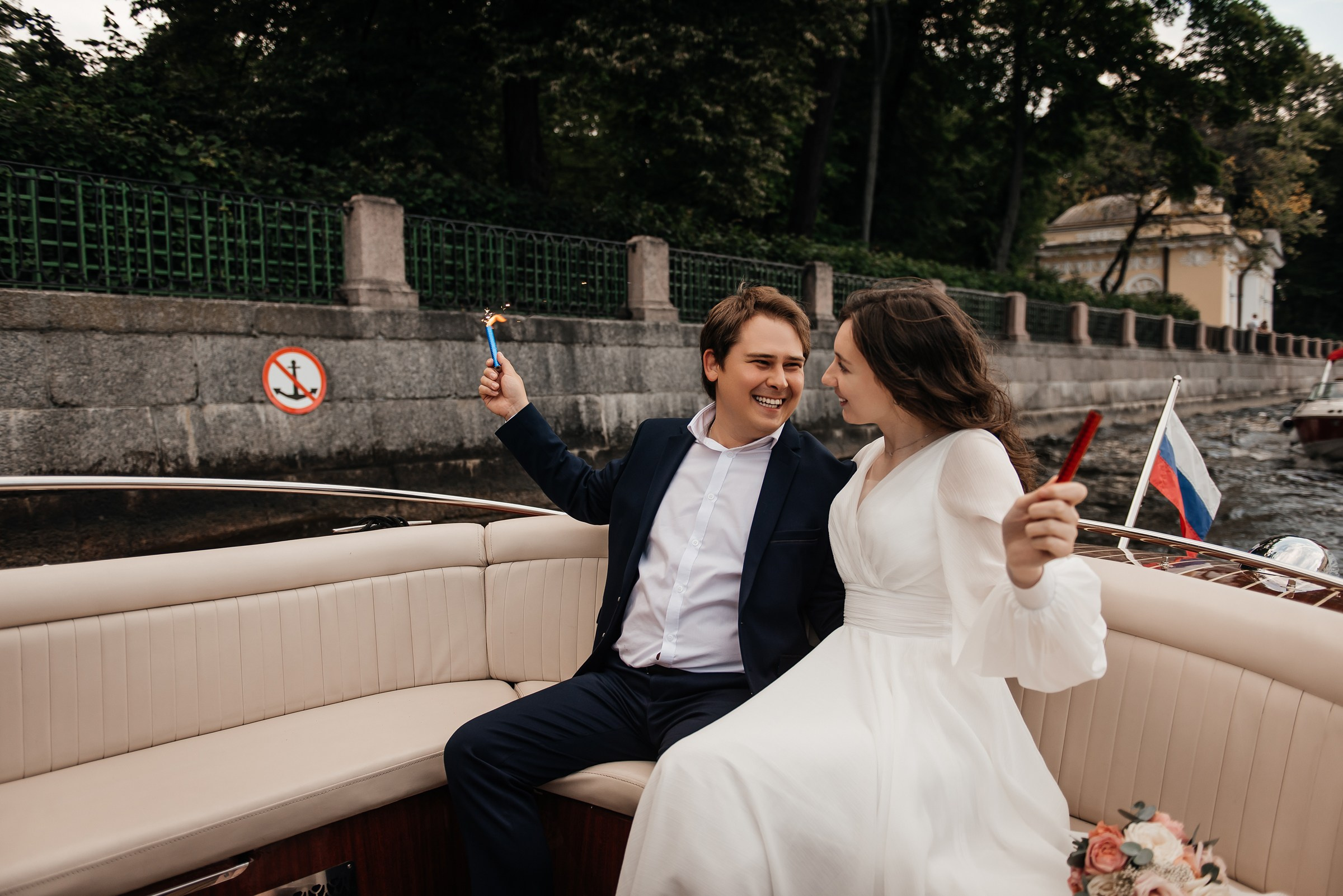свадебная фотосессия на&nbsp;катере Venezia Nord