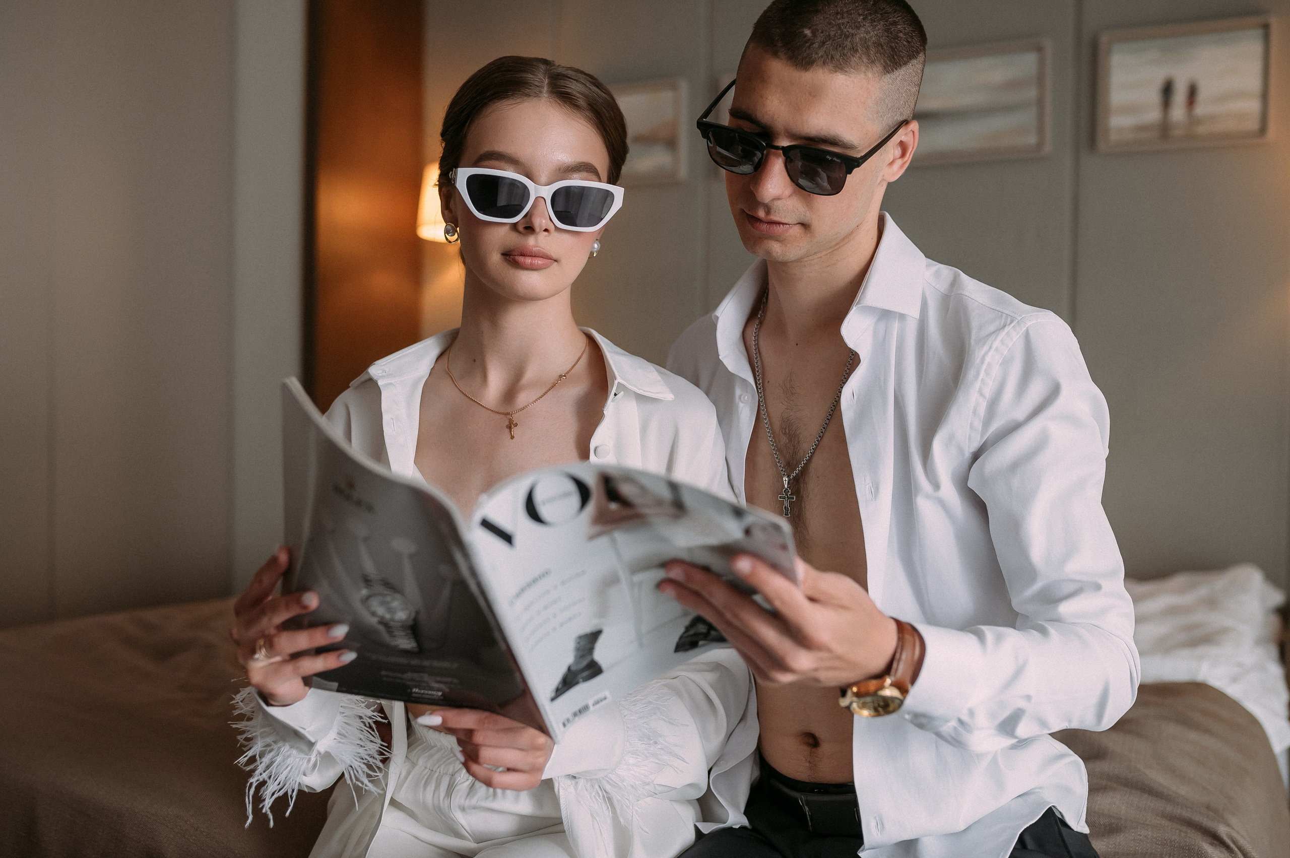 Свадебное утро и прогулка красивой яркой пары. Свадебный и семейный фотограф в Симферополе Дарья Маркова