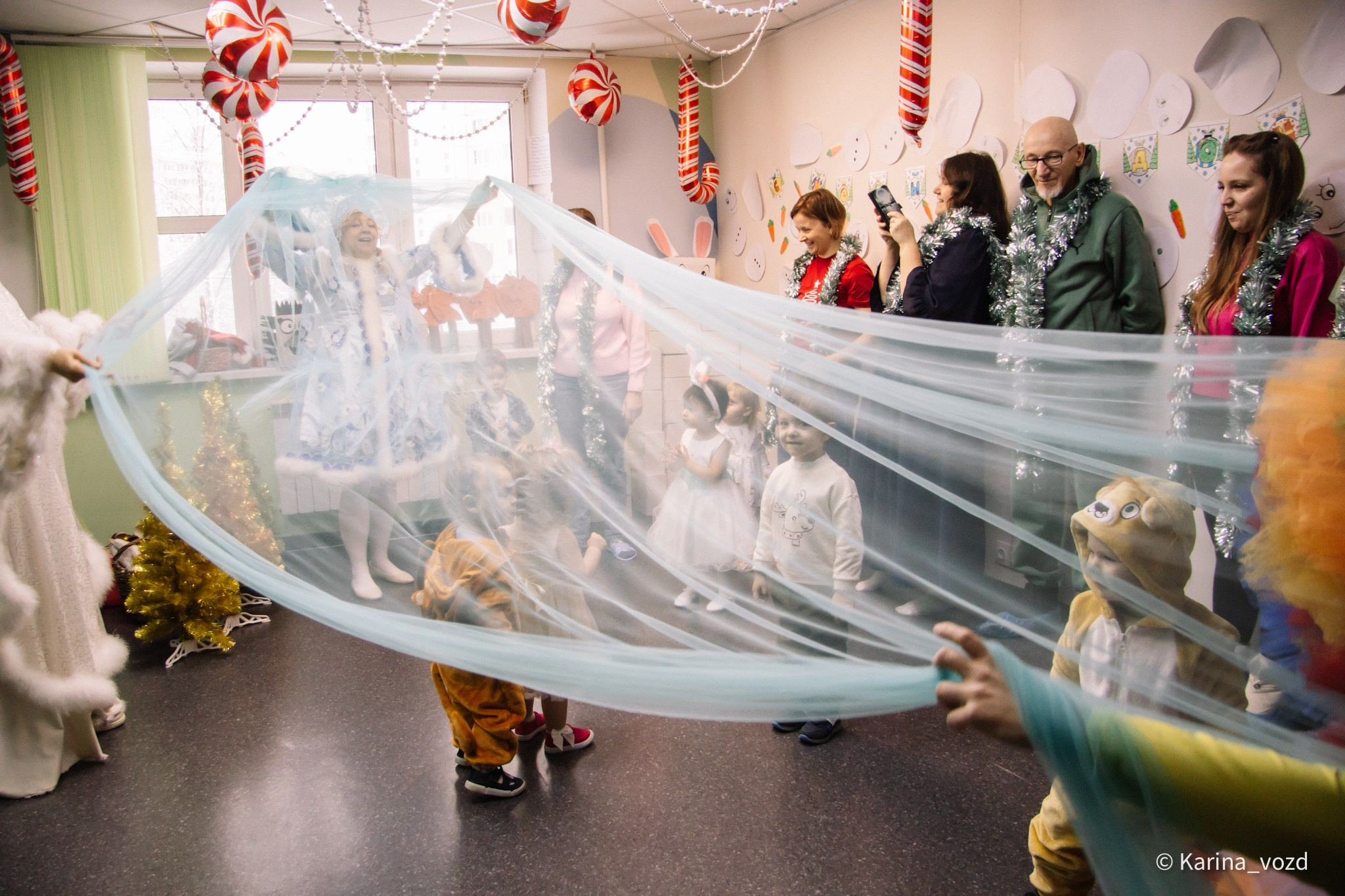 Новогодняя елочка для малышей в творческом бюро «Зеленая груша». Репортажный фотограф в Москве и Зеленограде Karina-vozd