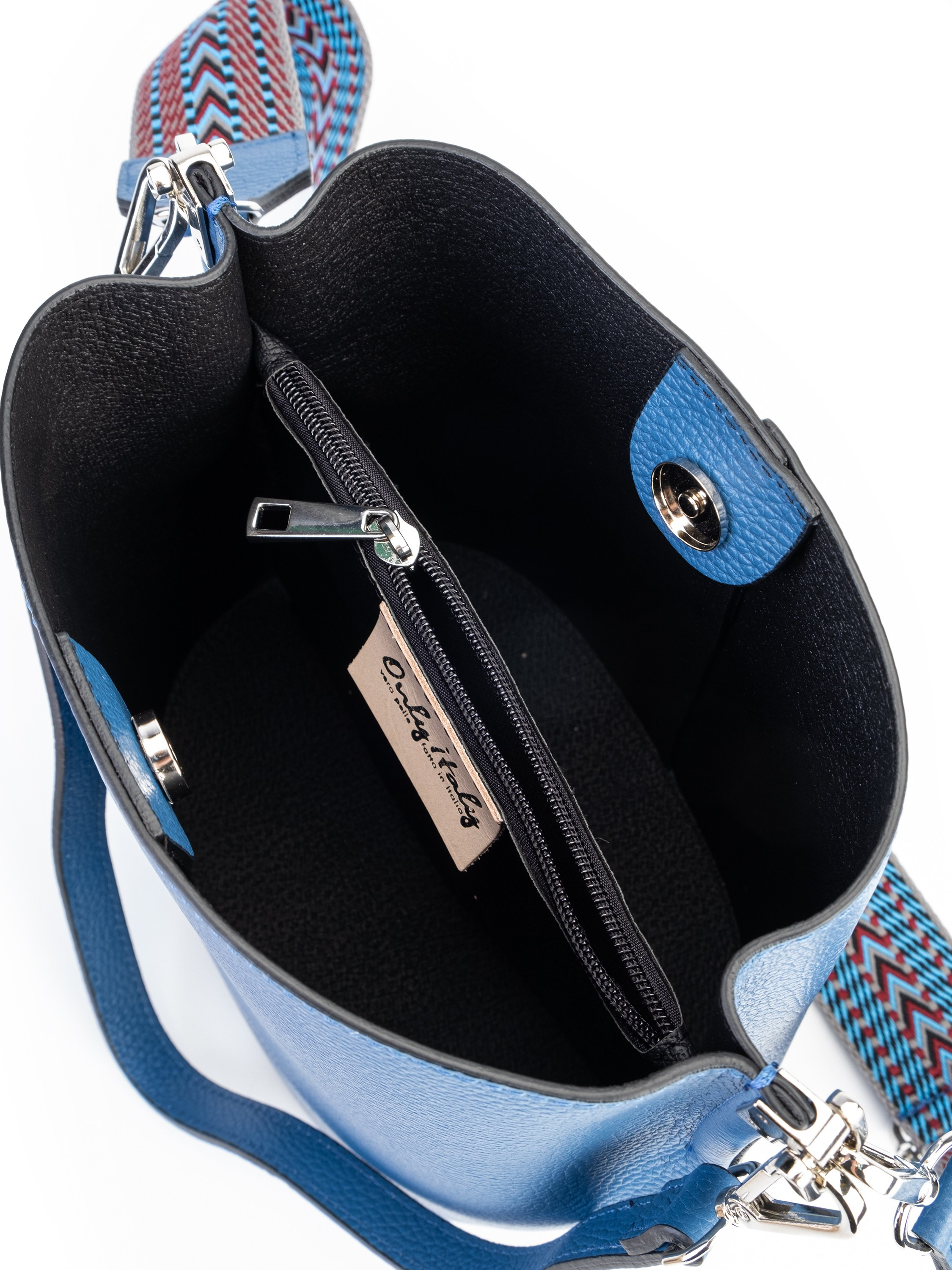 Предметная съёмка для маркетплейсов | Сумки. Предметный фотограф в Симферополе Антон Катунин