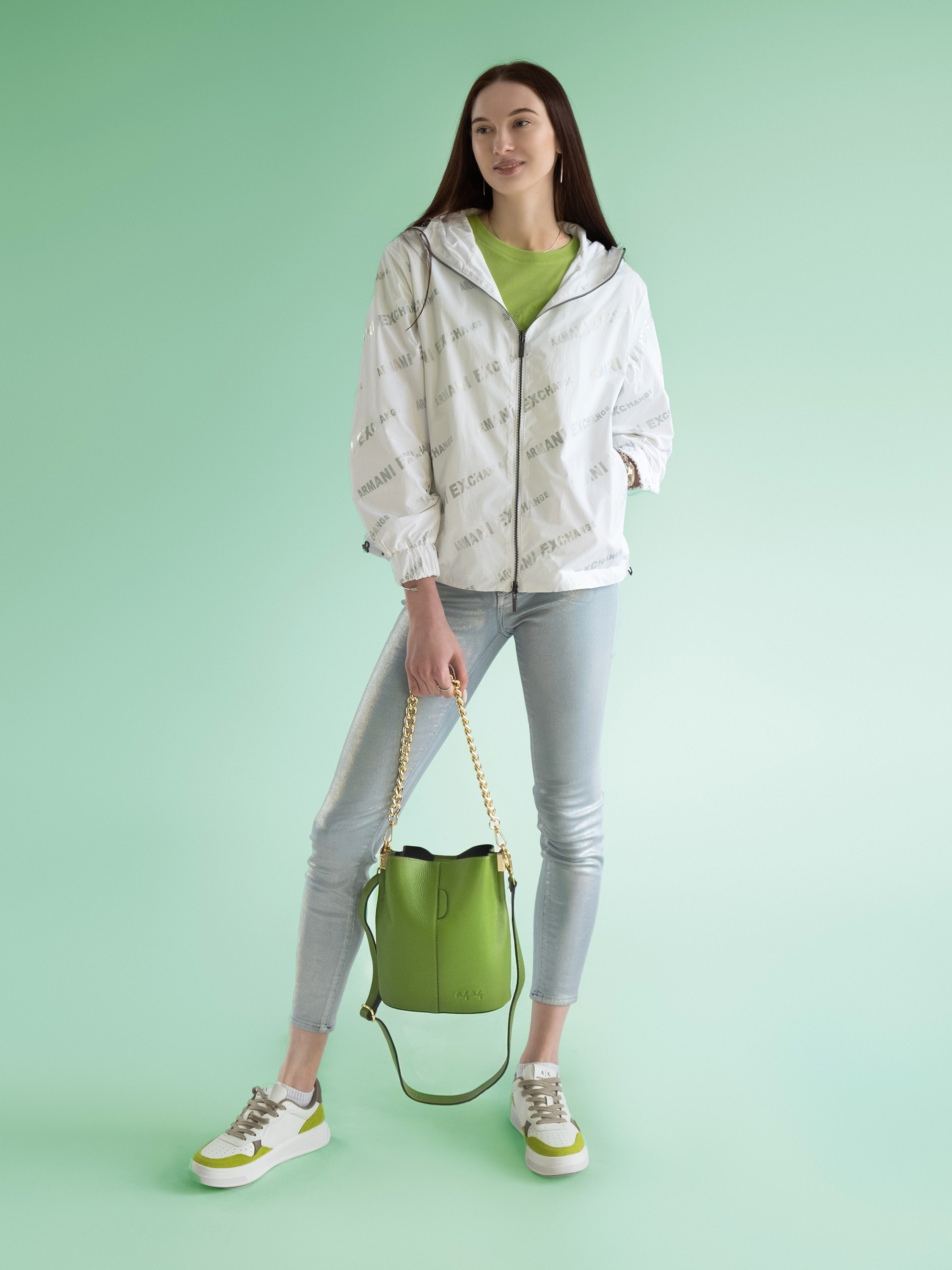 Предметная съёмка сумок для маркетплейсов. Предметный фотограф в Симферополе Антон Катунин