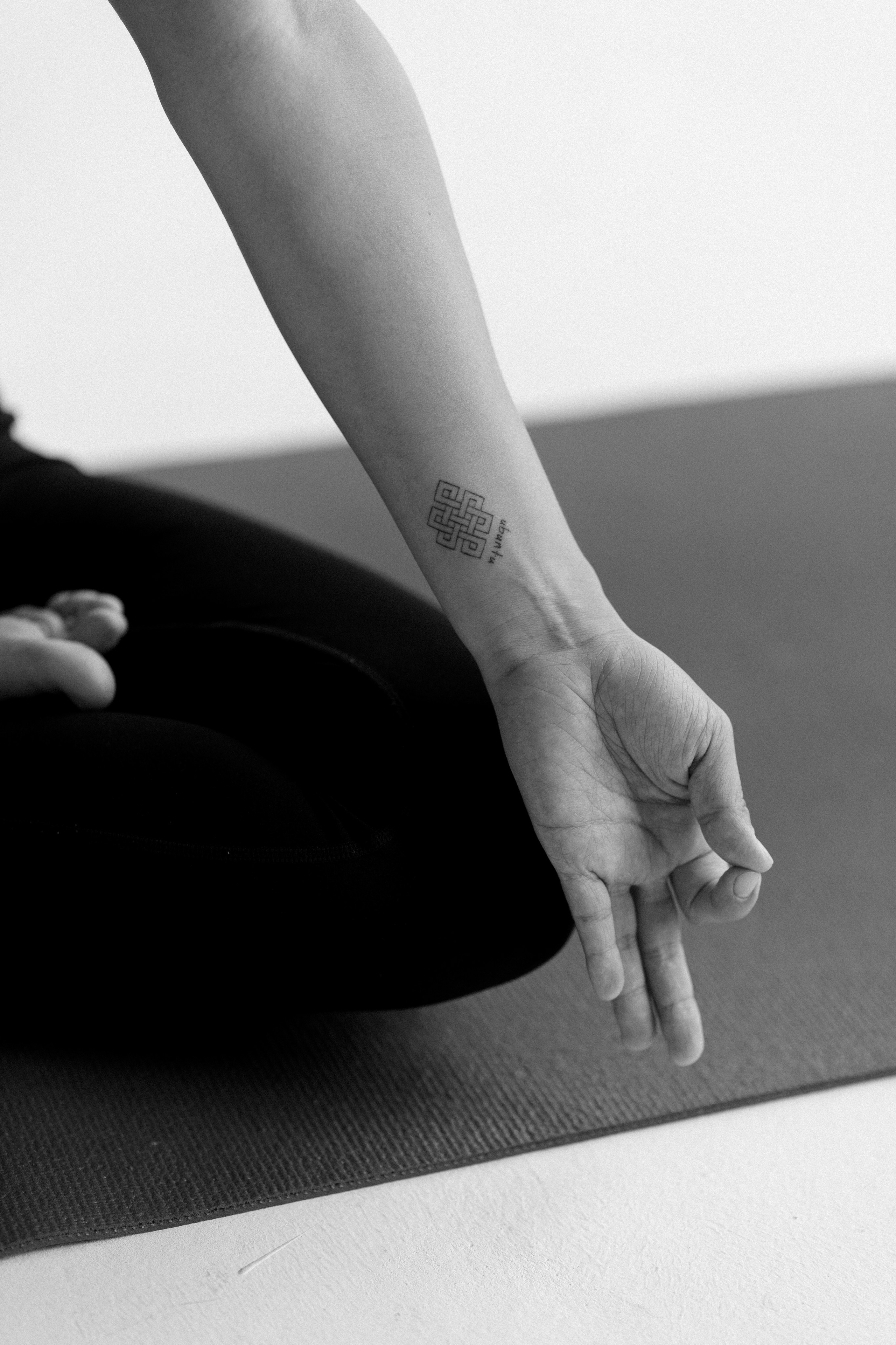 ASHTANGA. Aigerimkudaibergen.com