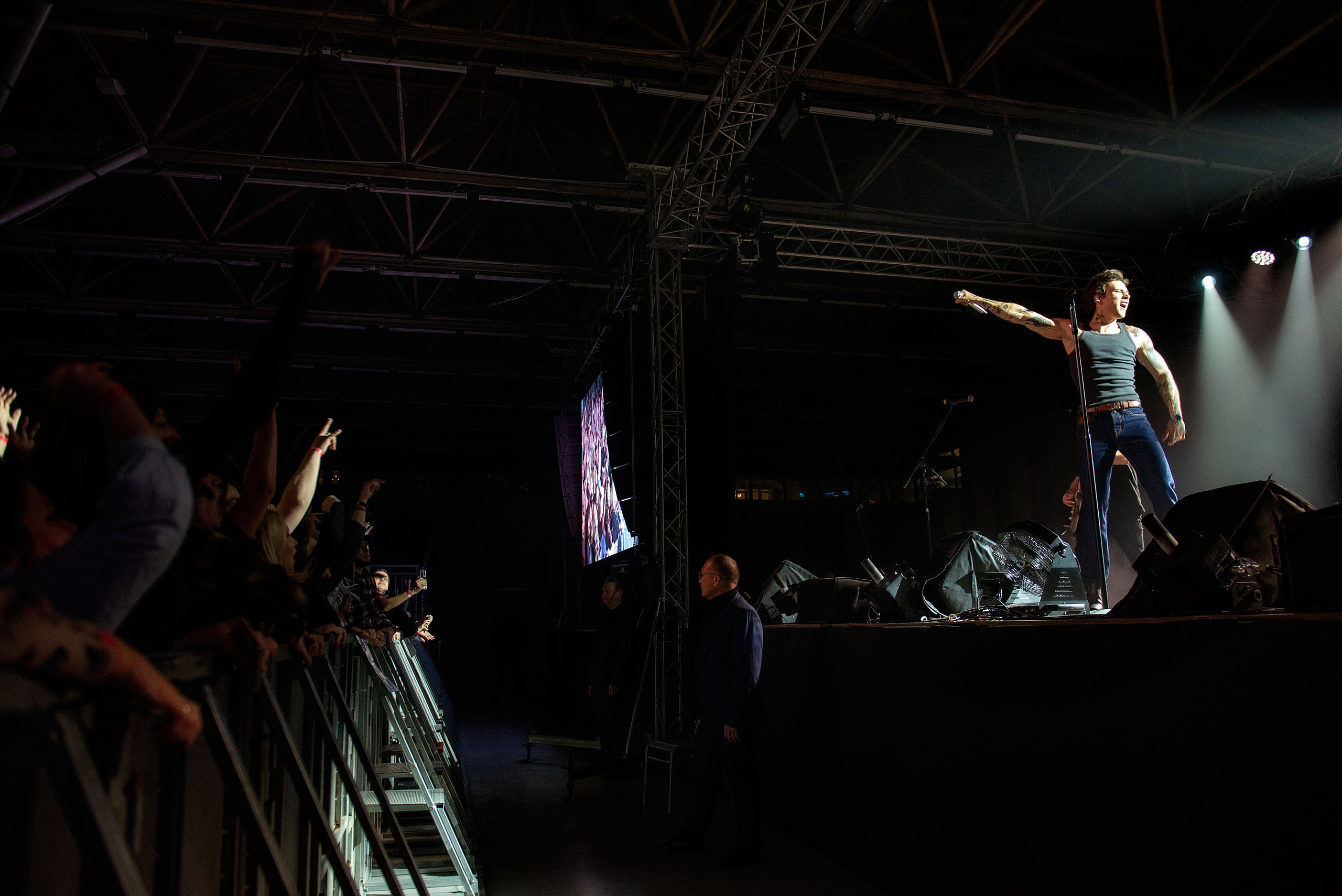 Концерт Хolidayboy. Школьный, фэшн фотограф в Тюмени и в России Ирина Королева