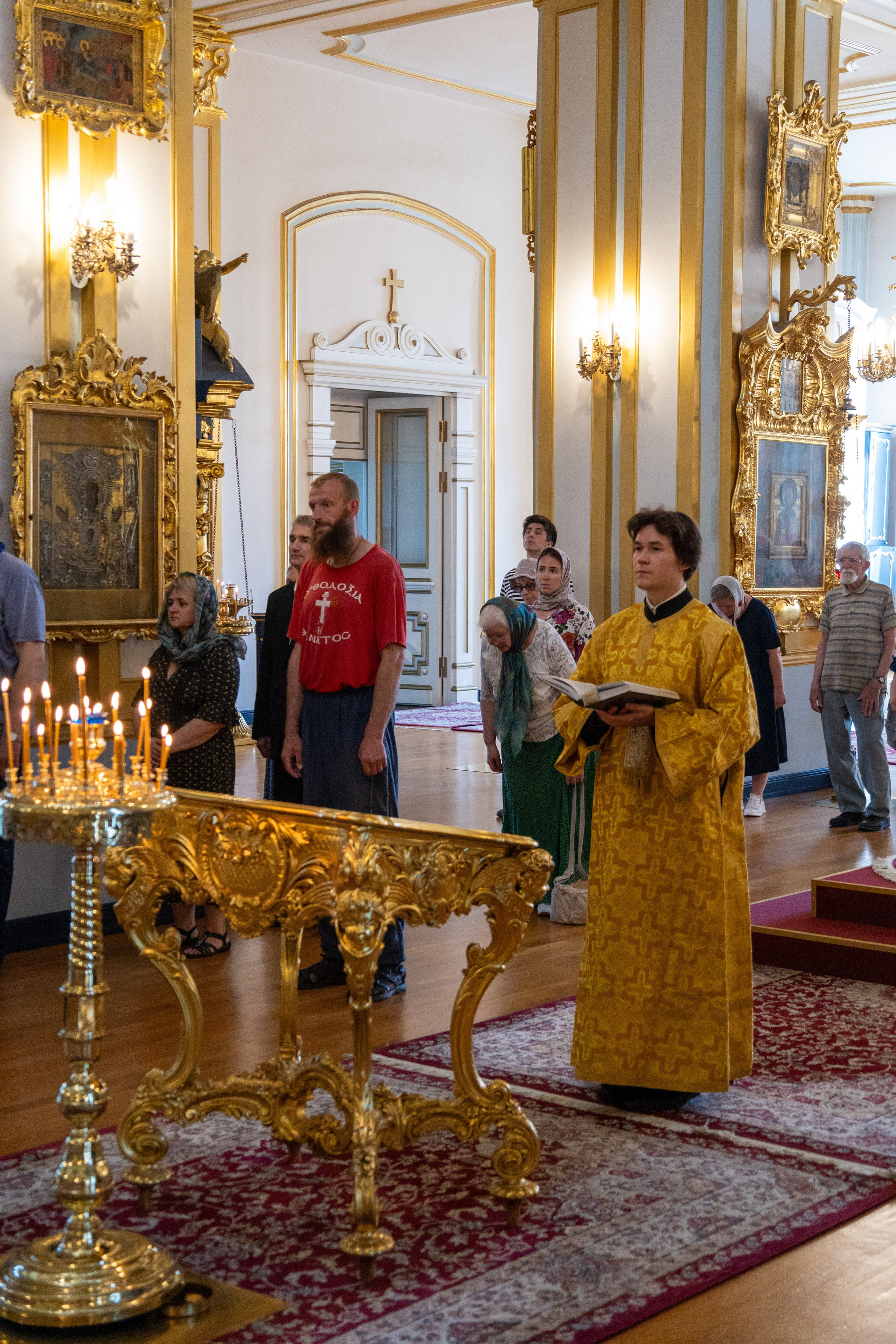СЛАВНЫХ И ВСЕХВАЛЬНЫХ ПЕРВОВЕРХОВНЫХ АПОСТОЛОВ ПЕТРА И ПАВЛА. НИКОЛО-БОГОЯВЛЕНСКИЙ МОРСКОЙ СОБОР
