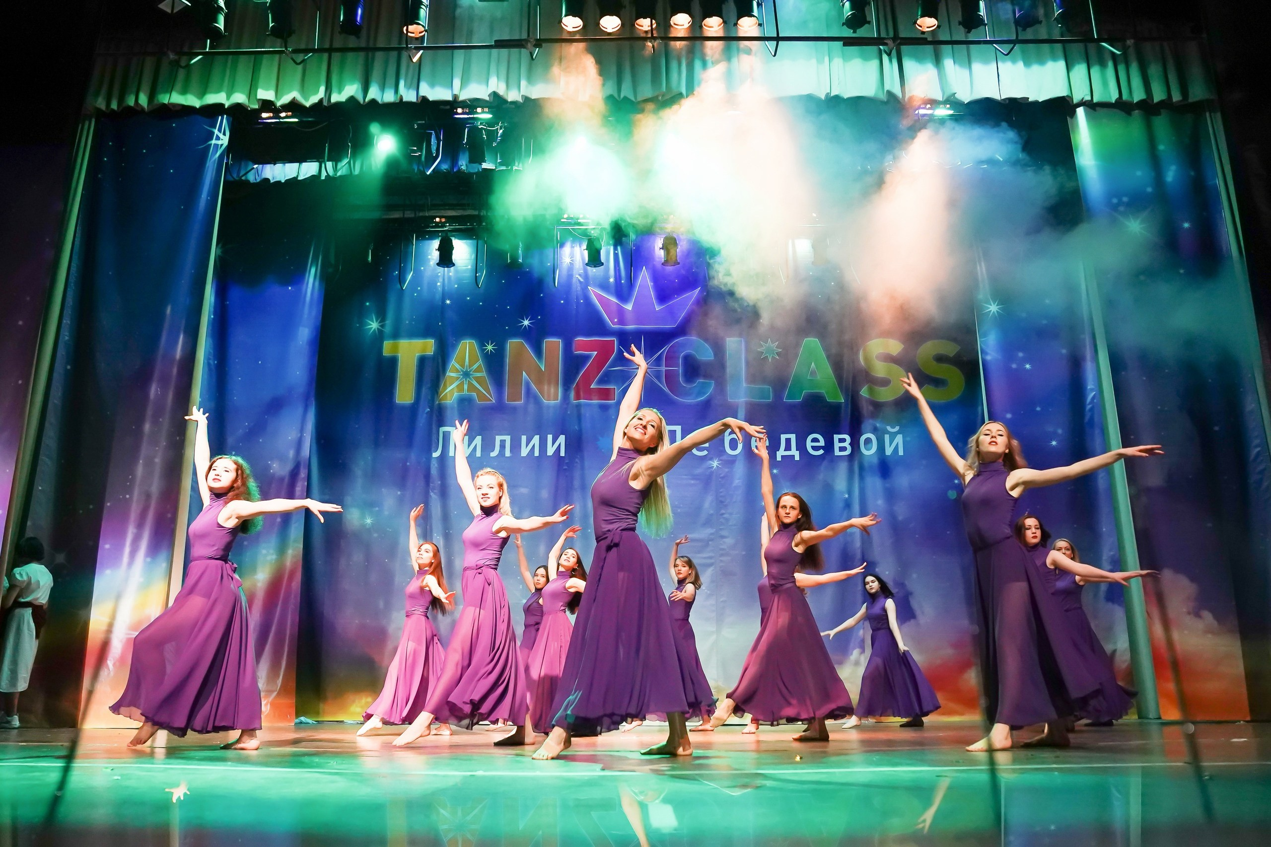 Фото с творческого вечера "Из весны в лето" Tanzclass Лилии Лебедевой, Фрязино. Tanzclass Лилии Лебедевой, Фрязино