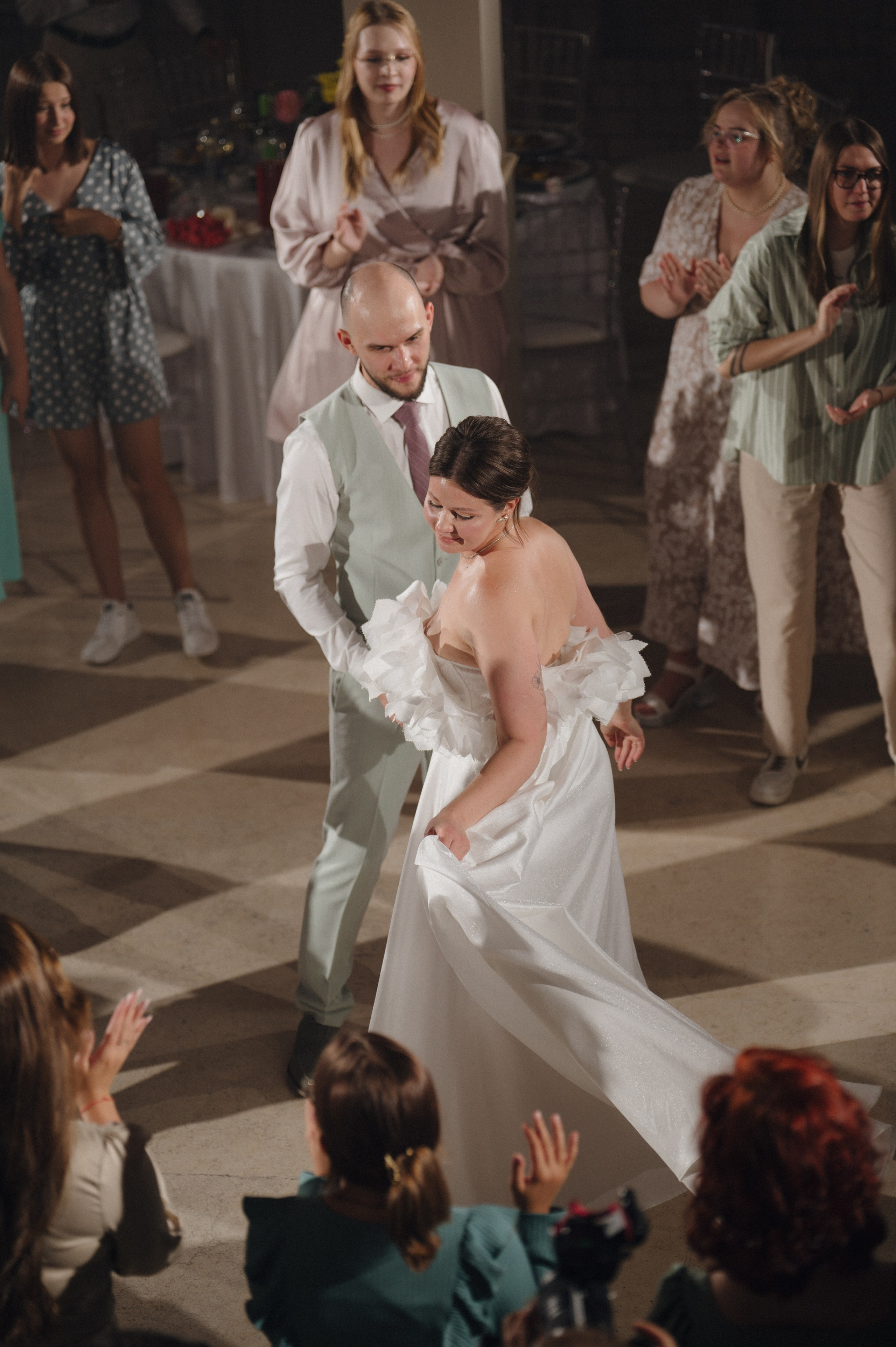 Елизавета и Роман. Репортажный и свадебный фотограф в Сургуте