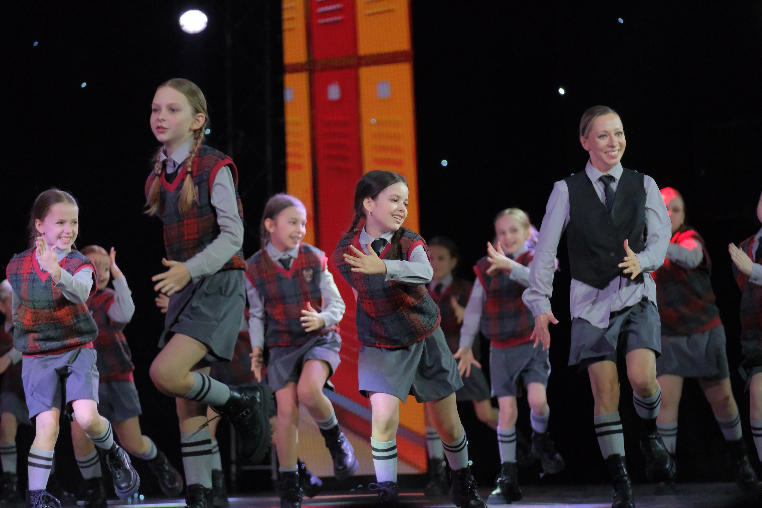 Танцы и балет. Фотограф и художник в Москве Евгения Нюнина