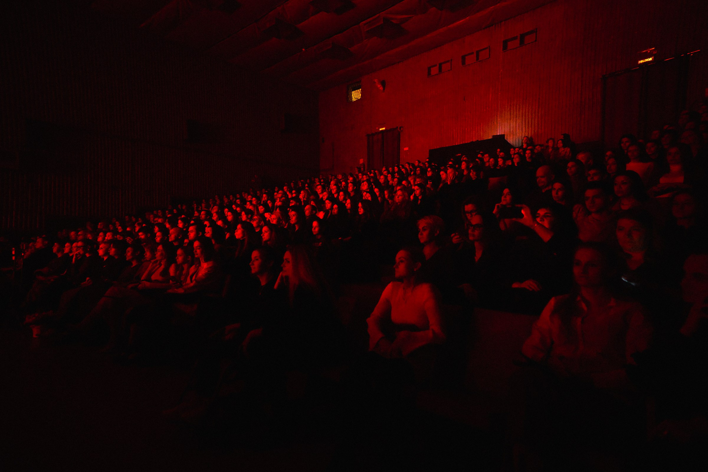 /РЕПОРТАЖ/ Танцевальное Шоу «ОНА». Свадебный фотограф Великий Новгород Станислав Кособудский