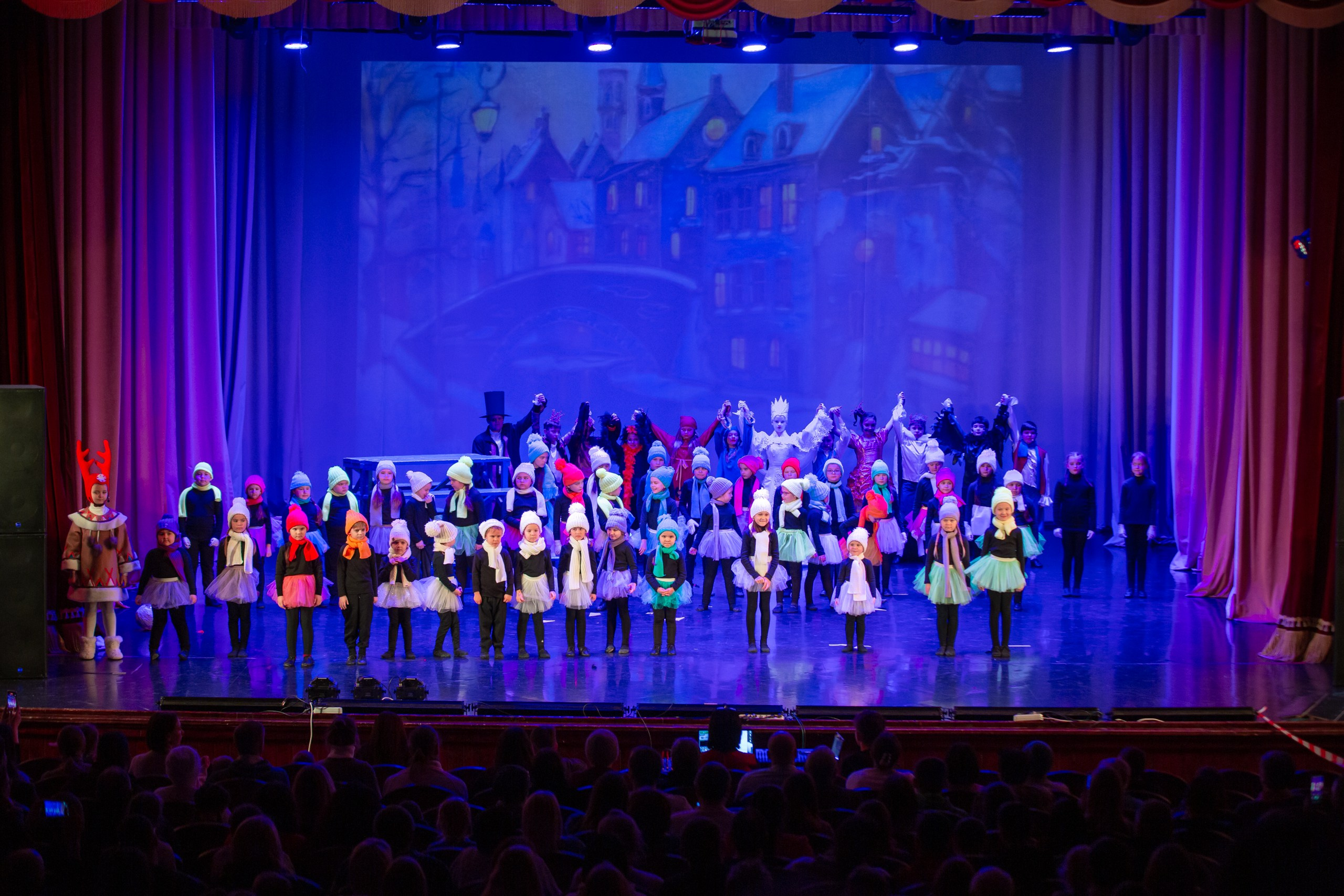 ТС Фантазия — «Снежная королева». Профессиональный фотограф в Мценске и Орловской области