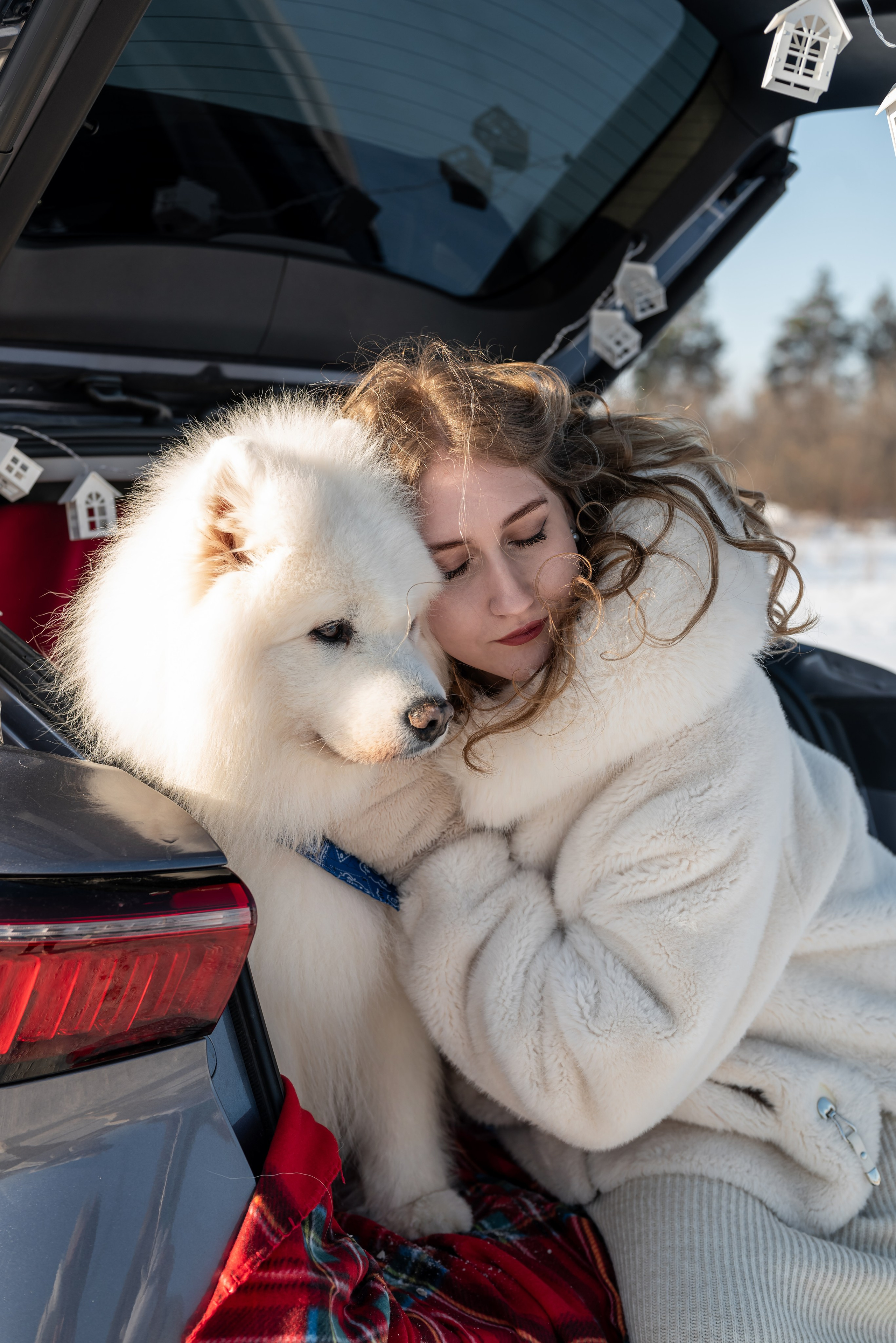 Фотопроект с Платоном и машиной на улице. Фотограф в городе Салават