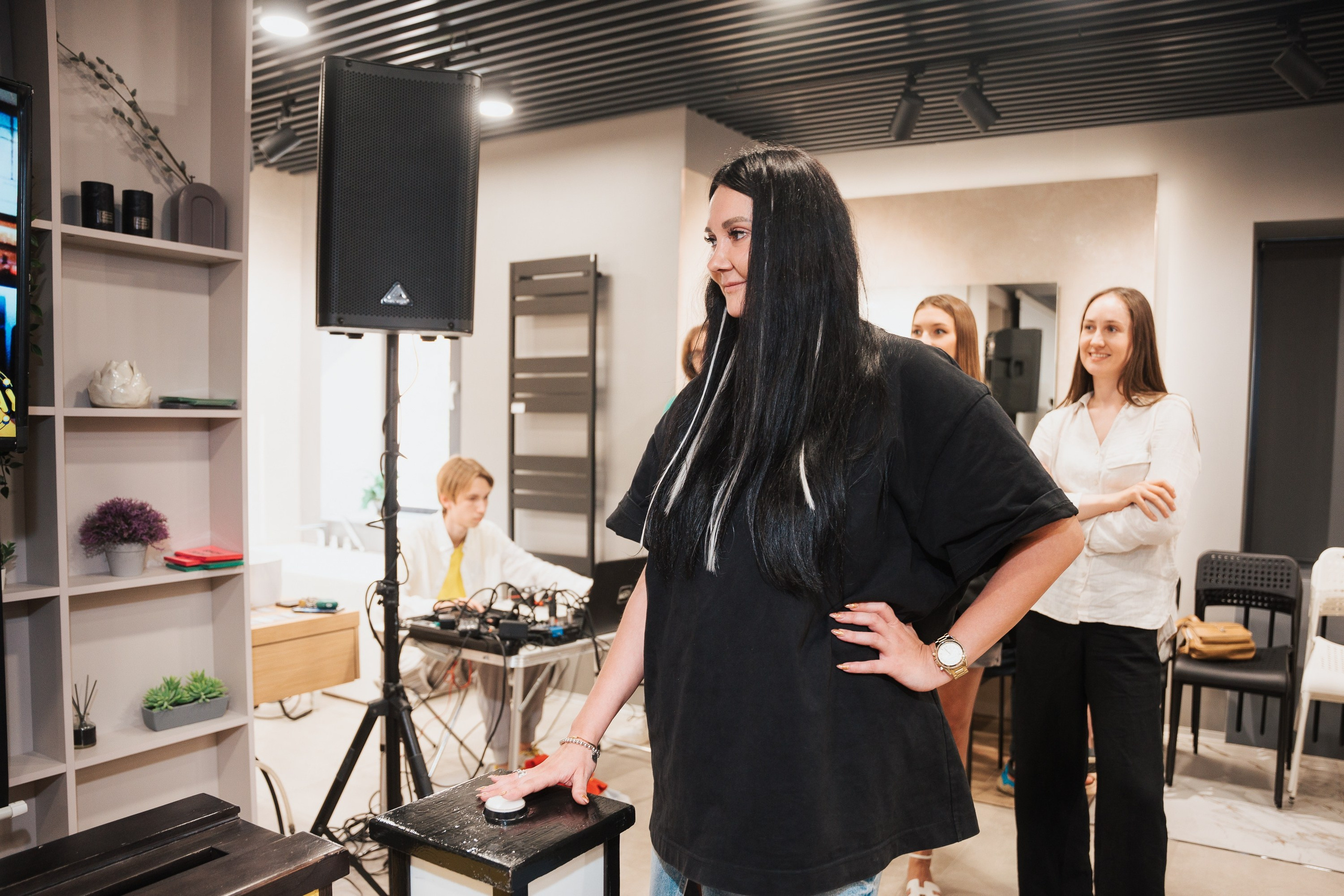 KRAN — Вечеринка для дизайнеров. СВОИ. ФОТООТЧЕТЫ-СОБЫТИЯ-МЕСТА