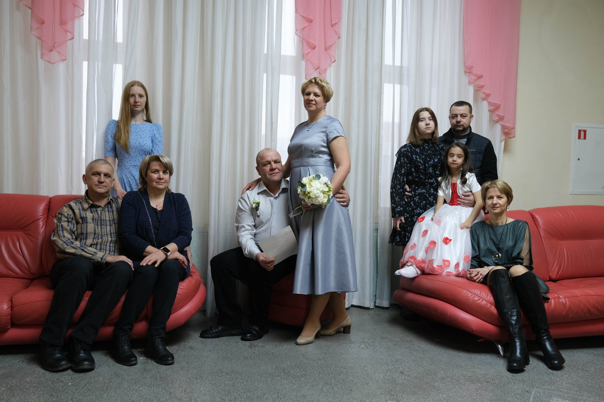 Сергей и Светлана. Регистрация в ЗАГСе. Свадебный фотограф в Челябинске Сырчикова Наталья