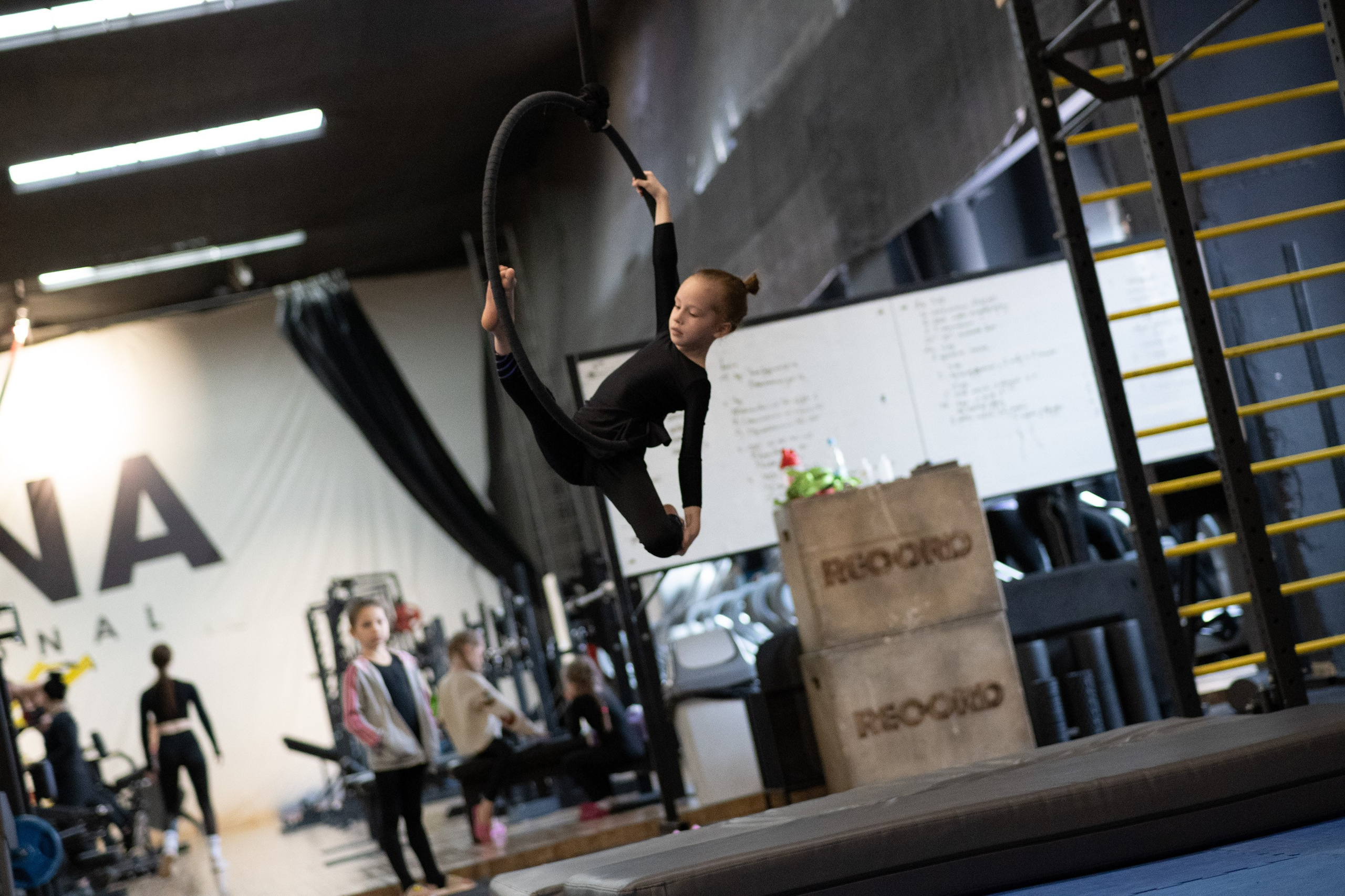 Внутриклубные соревнования по воздушной гимнастике 02.04.23