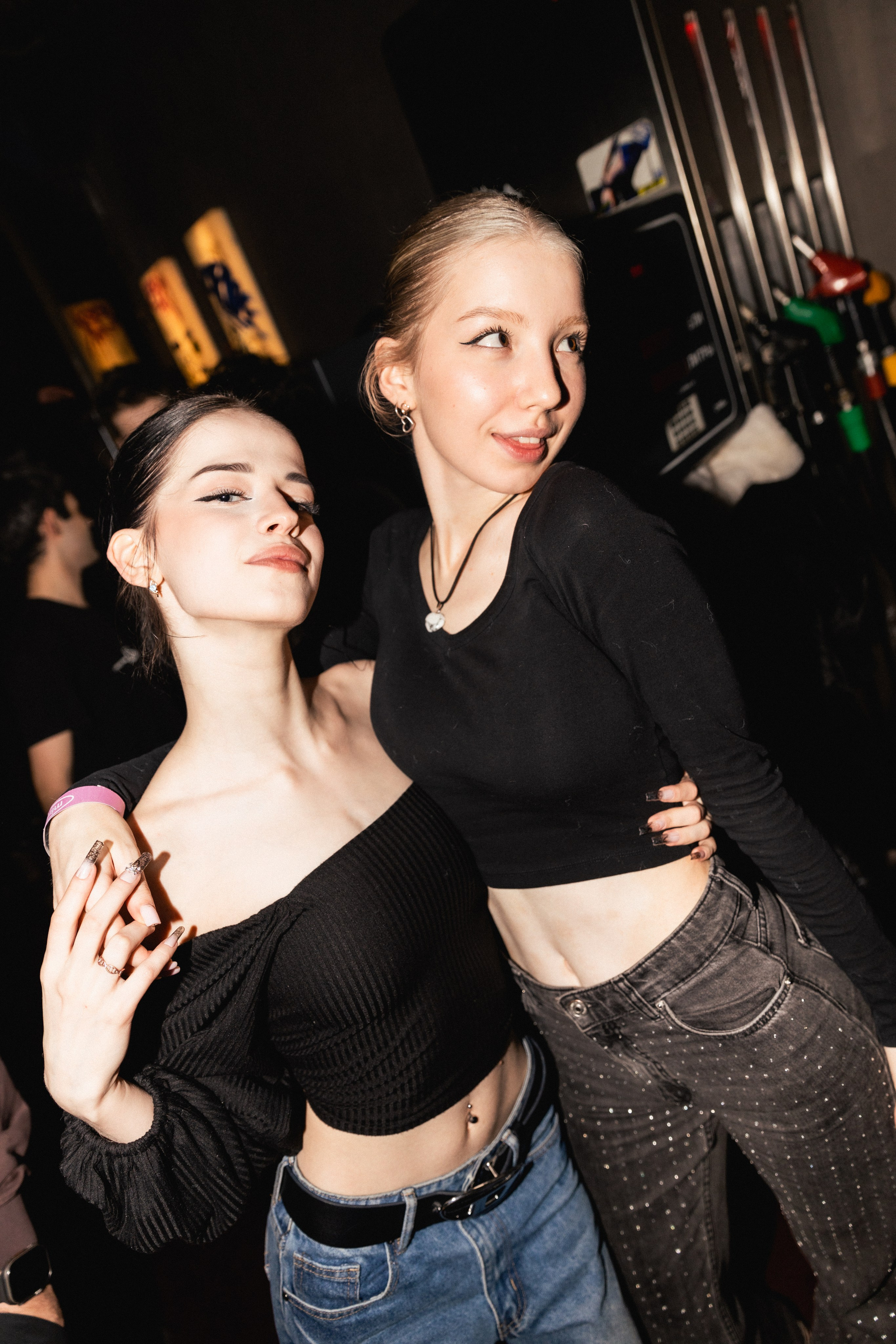 PARTIES. DRIPSTOCK MAG