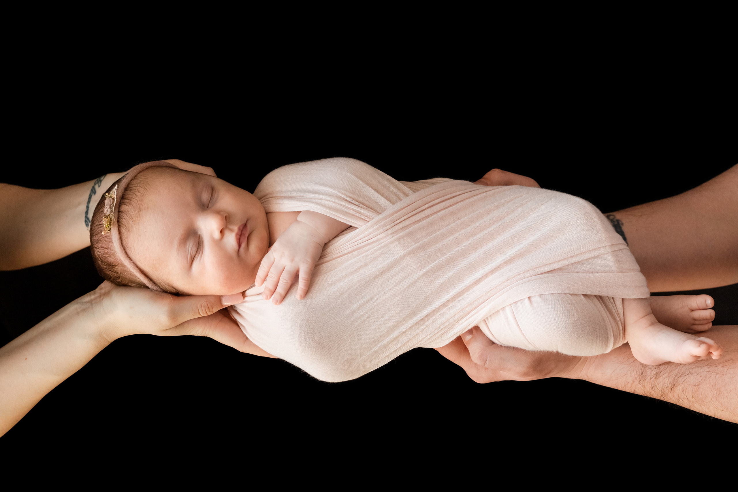 Семейные кадры. Фотограф новорожденных в Керчи Татьяна Яцун