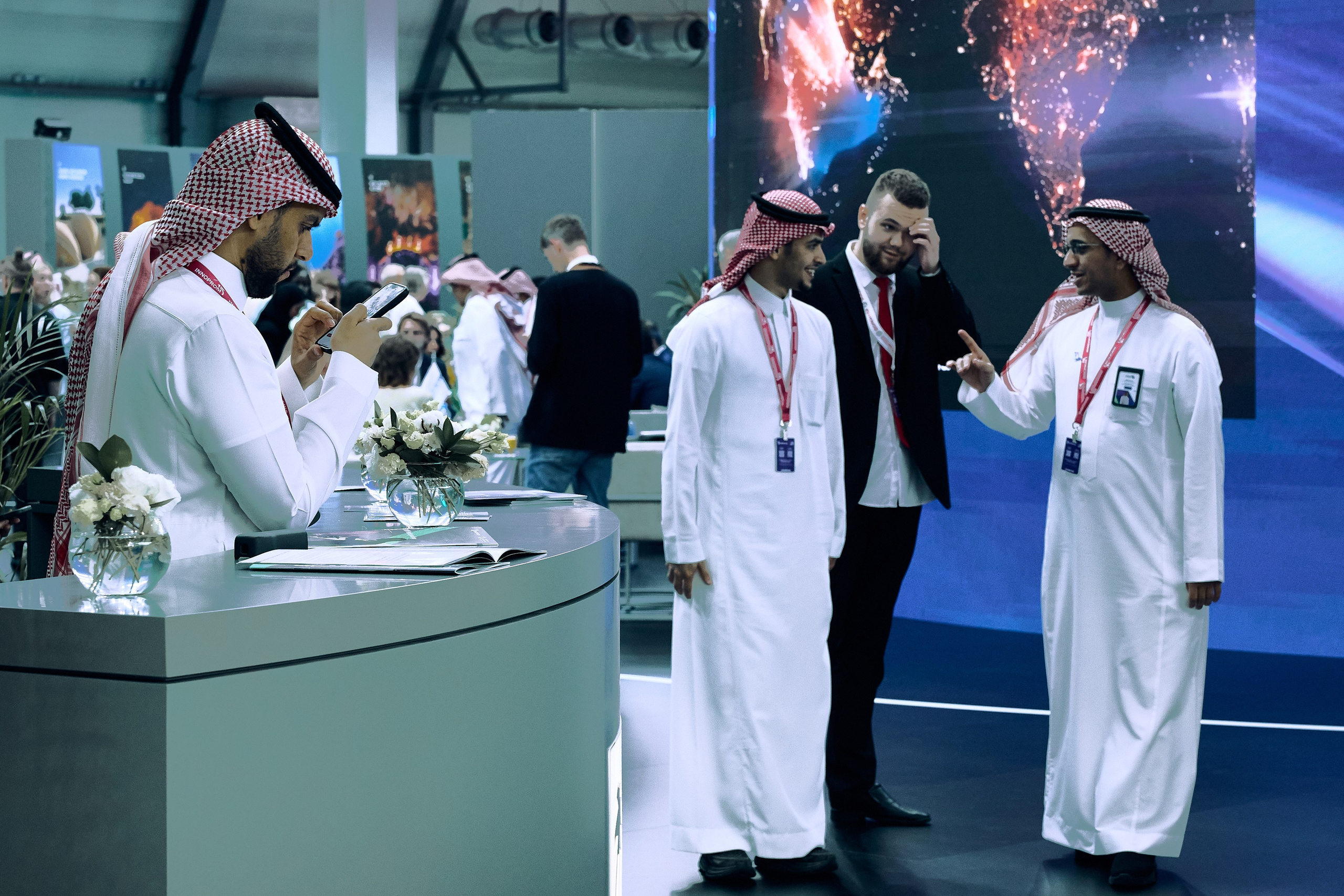 Иннопром-2025. Предметный и репортажный фотограф Алексей Кротов