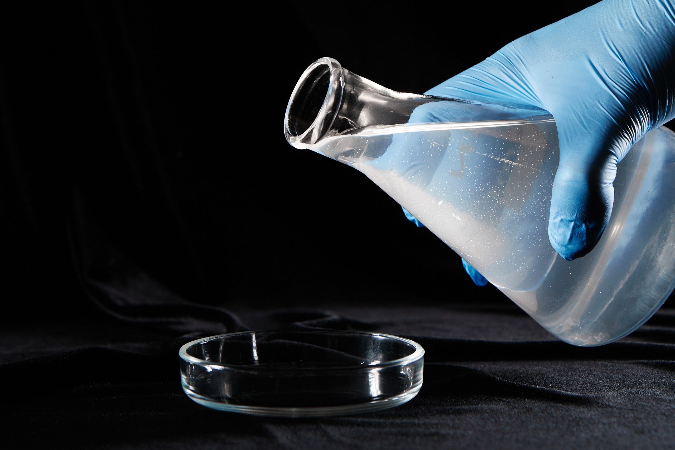 Съёмка изделий из стекла. Предметный и репортажный фотограф Алексей Кротов