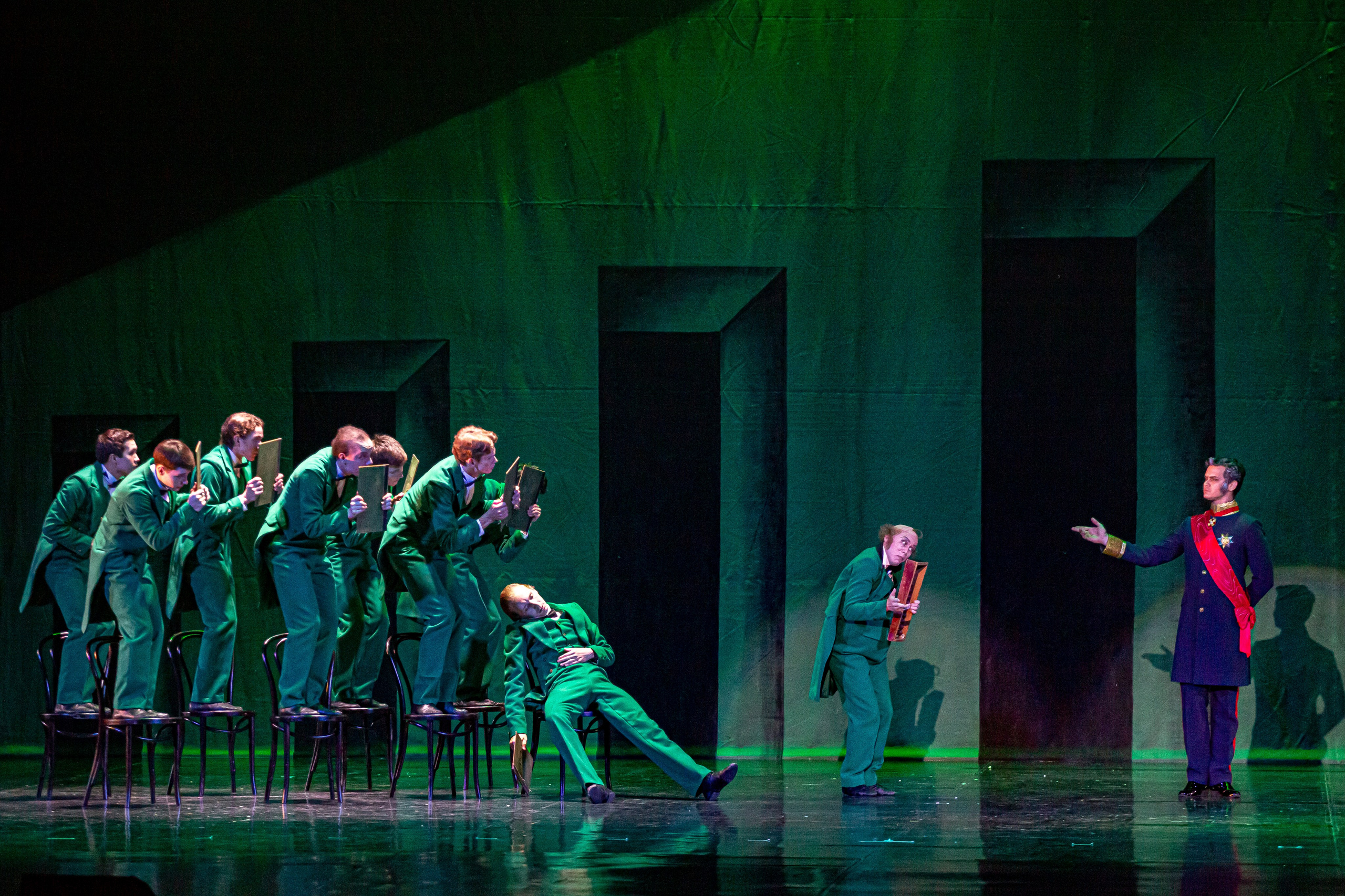 Анюта — спектакль — премьера на сцене Зимнего театра Марийского театра оперы и балета. Фотограф в Сочи Юрий Шептаев