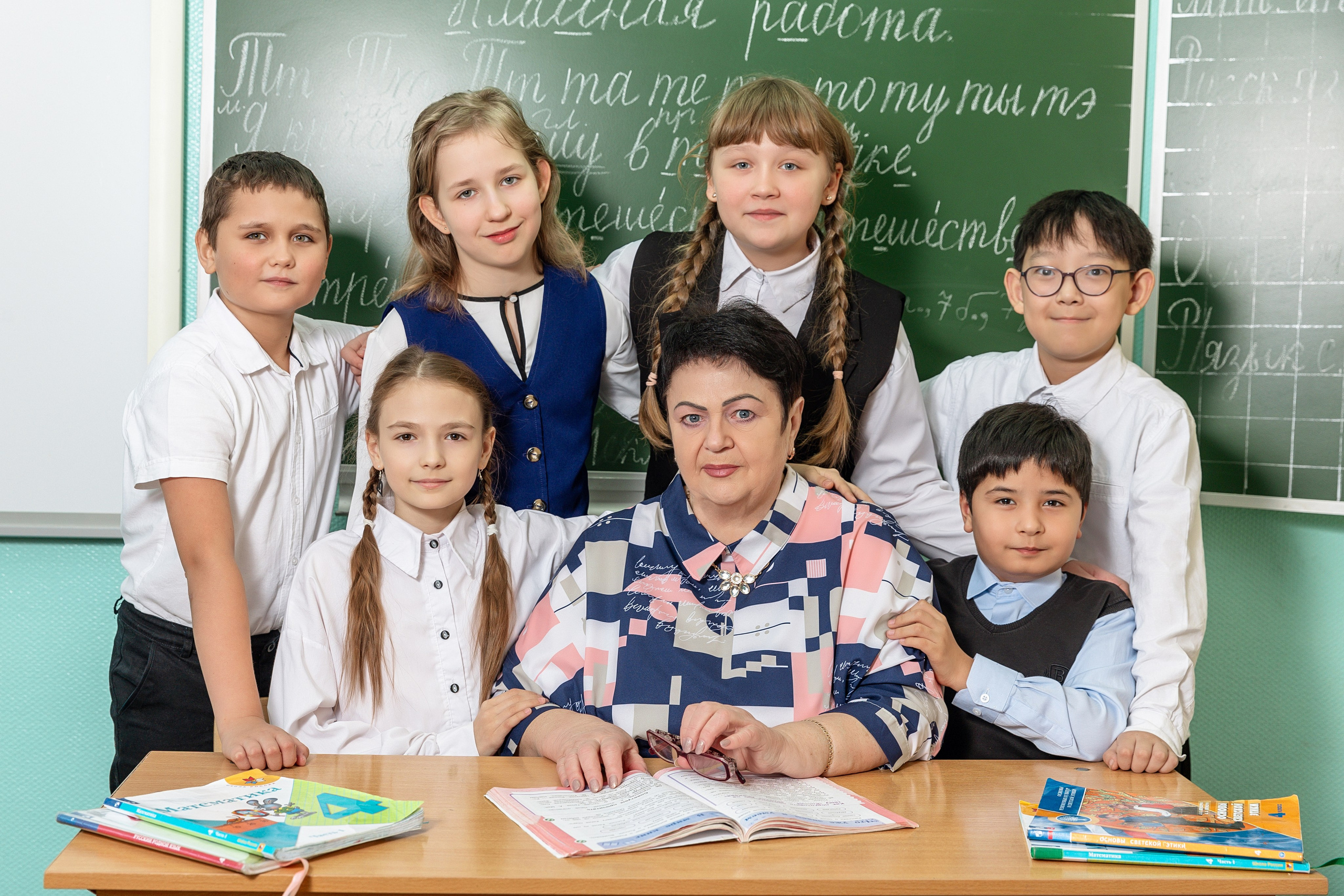 1 школа 4 класс, 2026. Нерюнгри Фотограф Андриенко Анастасия