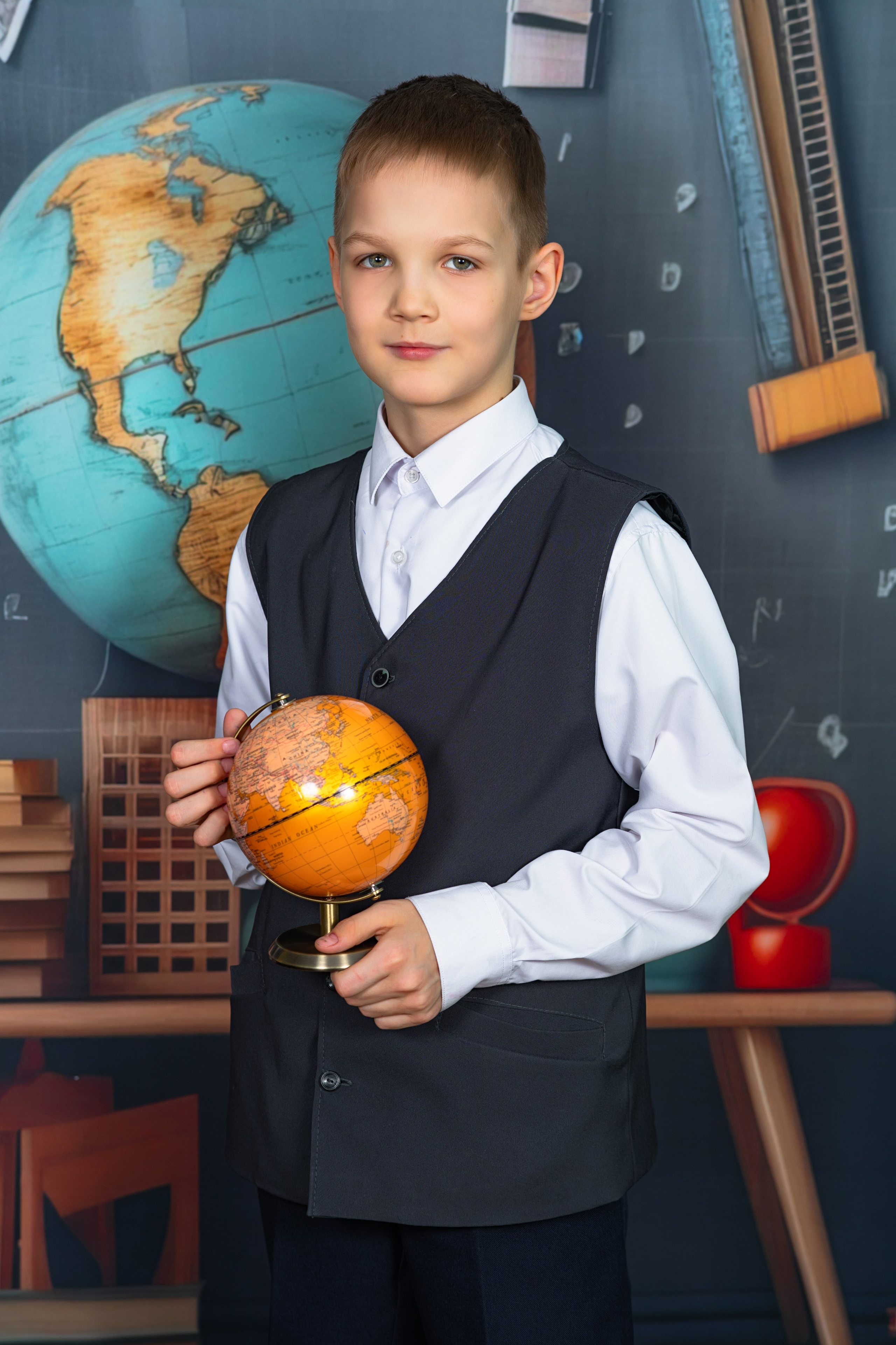1 школа 4 класс, 2026. Нерюнгри Фотограф Андриенко Анастасия