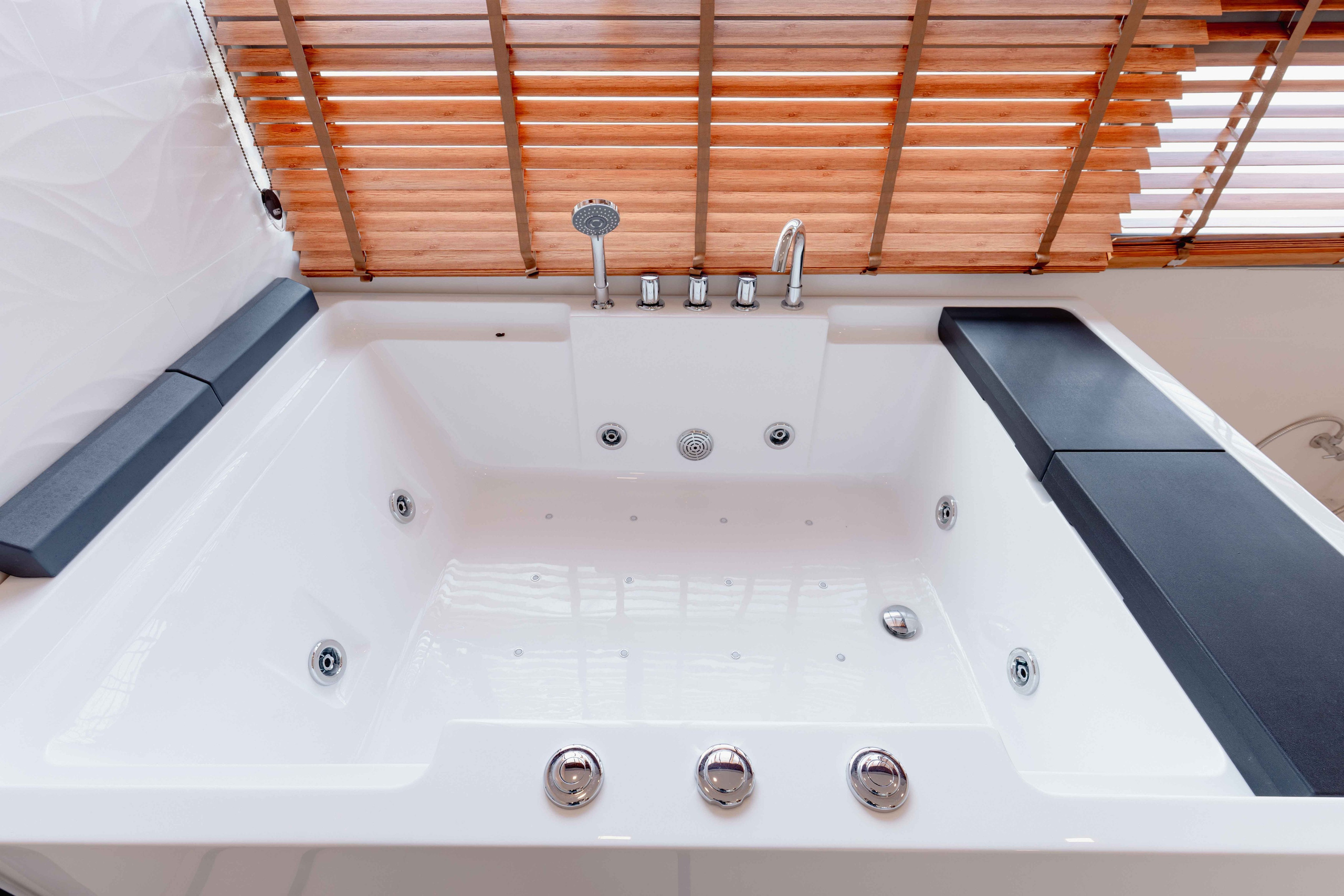 Villa 7. Toros Life — videographer and photographer in Thailand (Koh Samui, Koh Phangan)