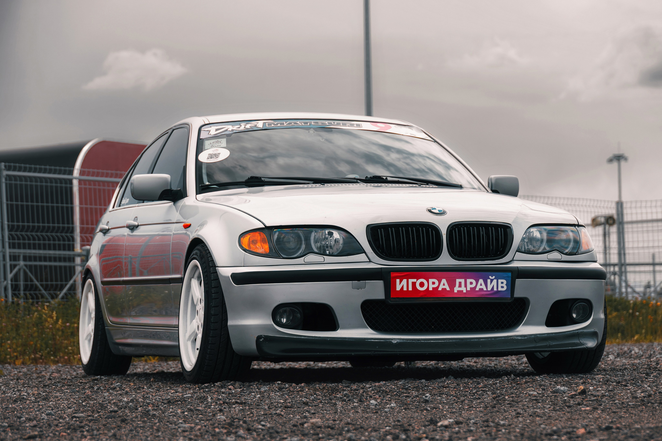 IDDC Этап 2: Бетонный Колизей и блогеры в деле