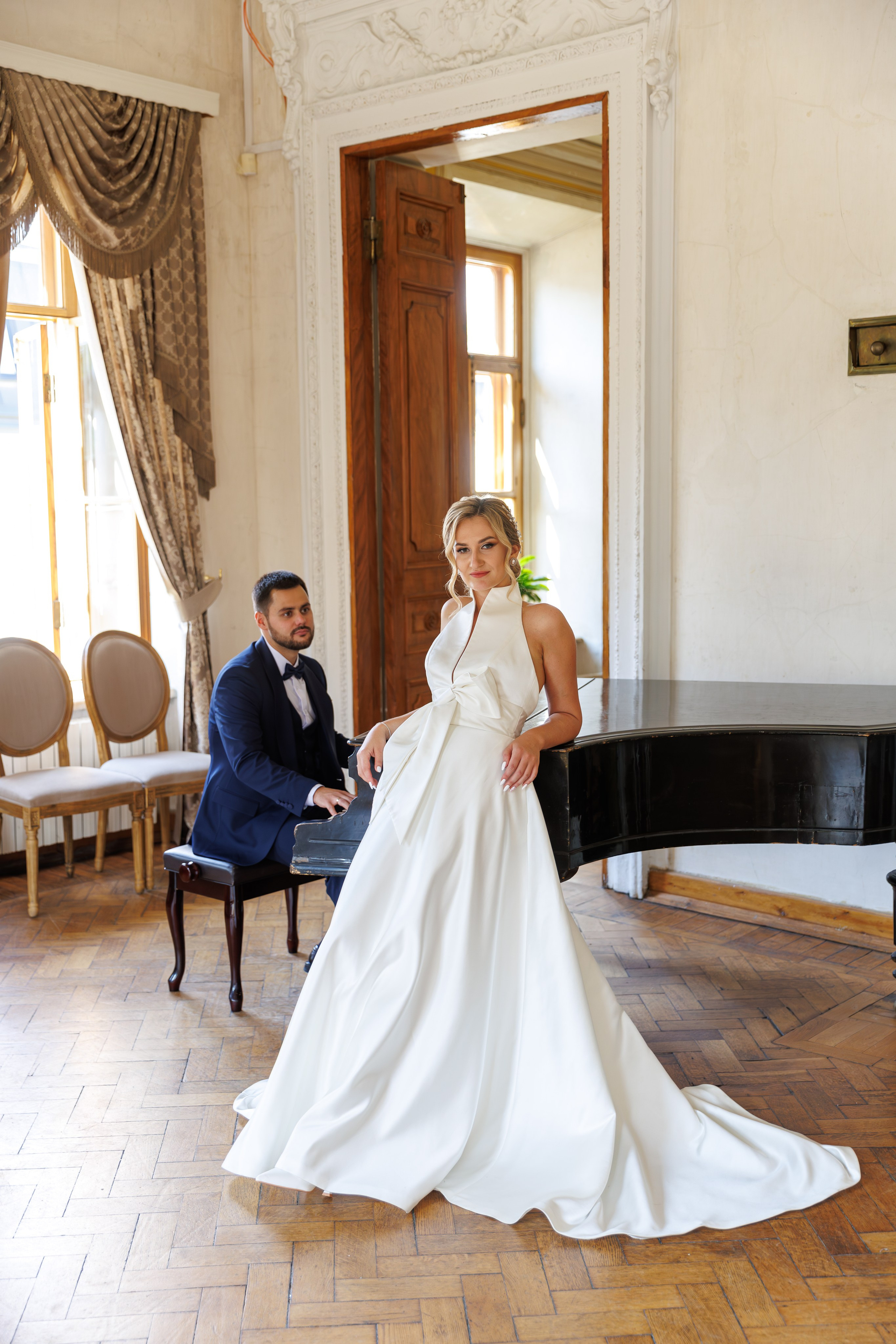 Свадебная фотосессия в библиотеке-читальне им А. С. Пушкина. Свадебный фотограф Москва и МО Сергей Киржаев