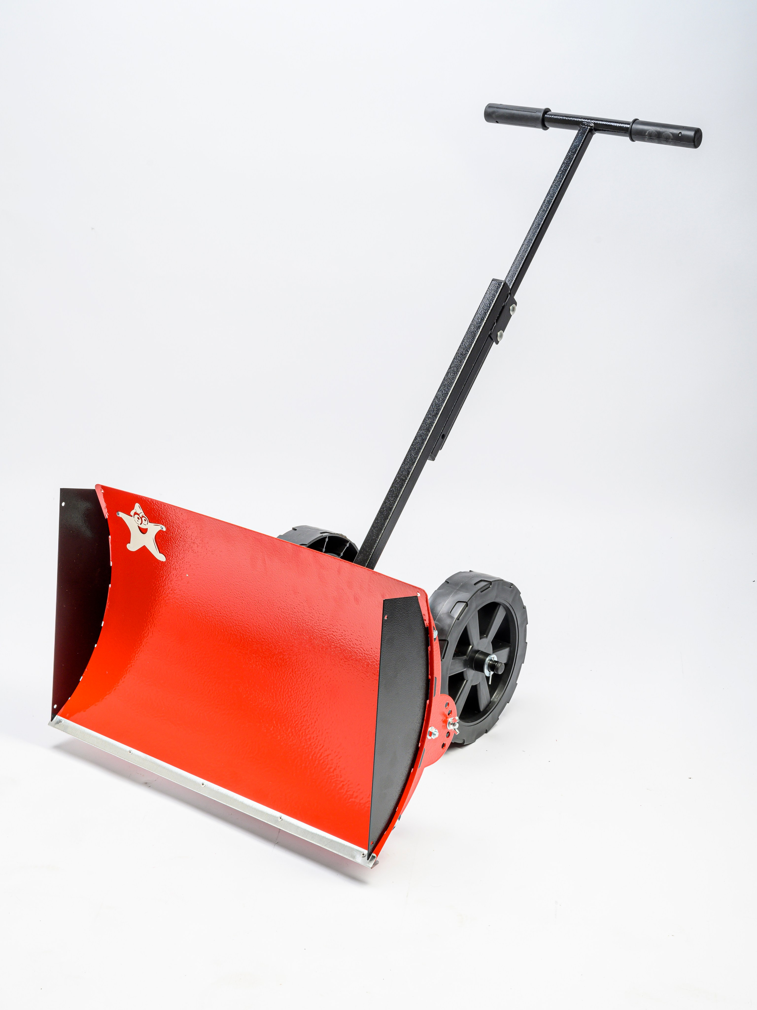 Каталожная съёмка: Снегоуборочная лопата / Пылесос. Фотограф Андрей Зикеев, фотостудия AzArt Studio в Москве