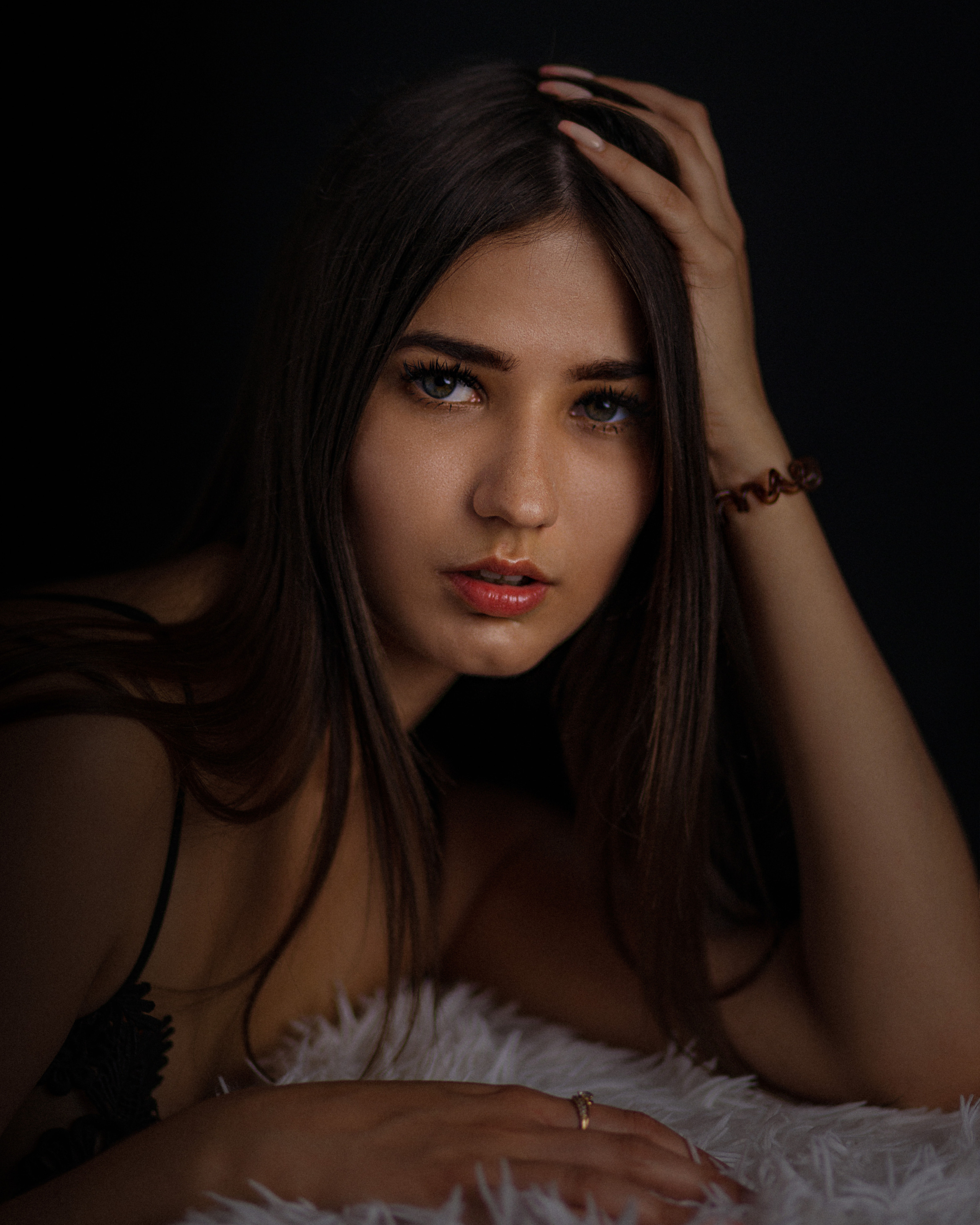 Фотосессия на кубе в студии