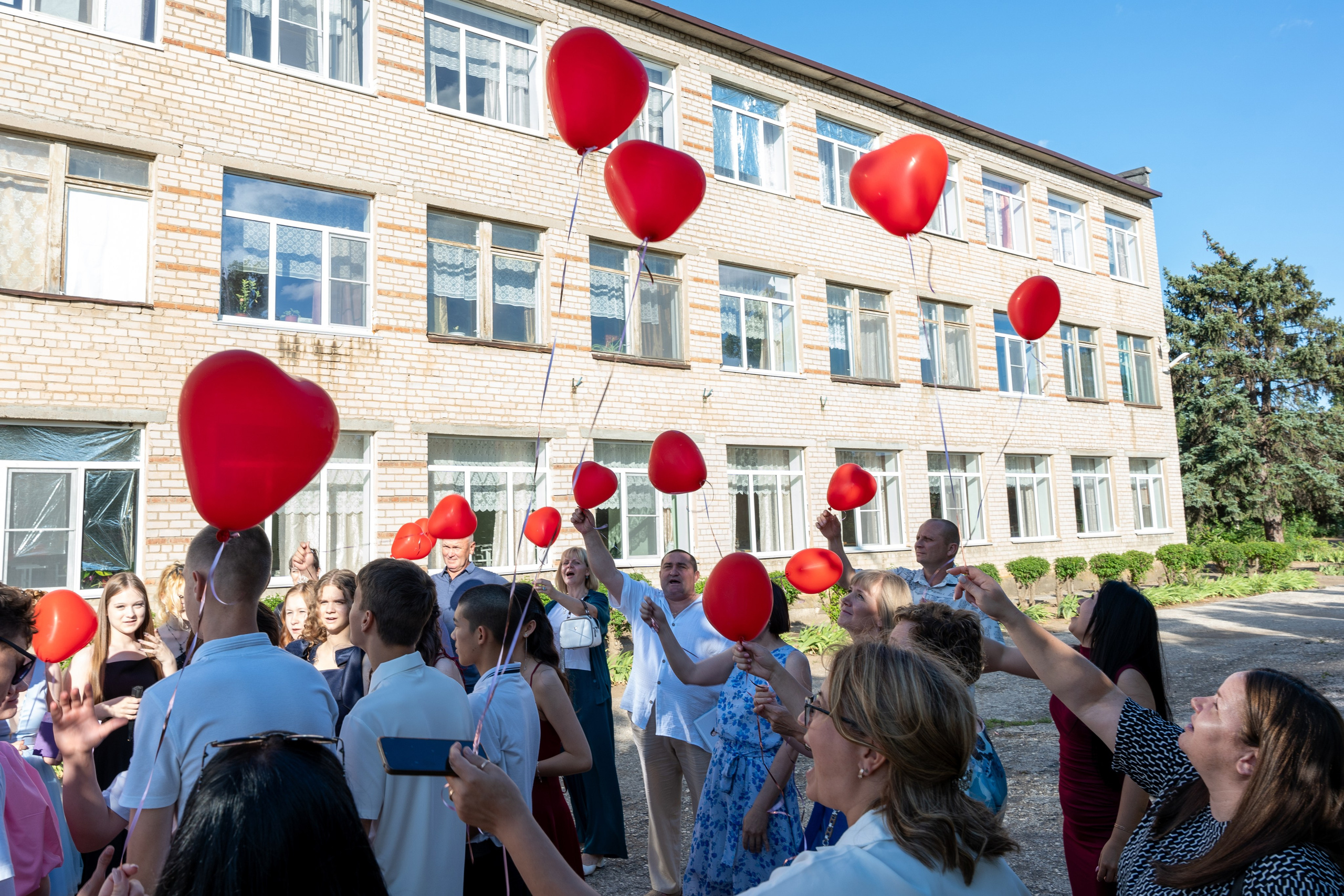 Прощай, школа, здравствуй, мир! Последний звонок и выпускной 9 А» класса. Фотограф |Ленинск, Волжский, Волгоград| Наталья Савилова