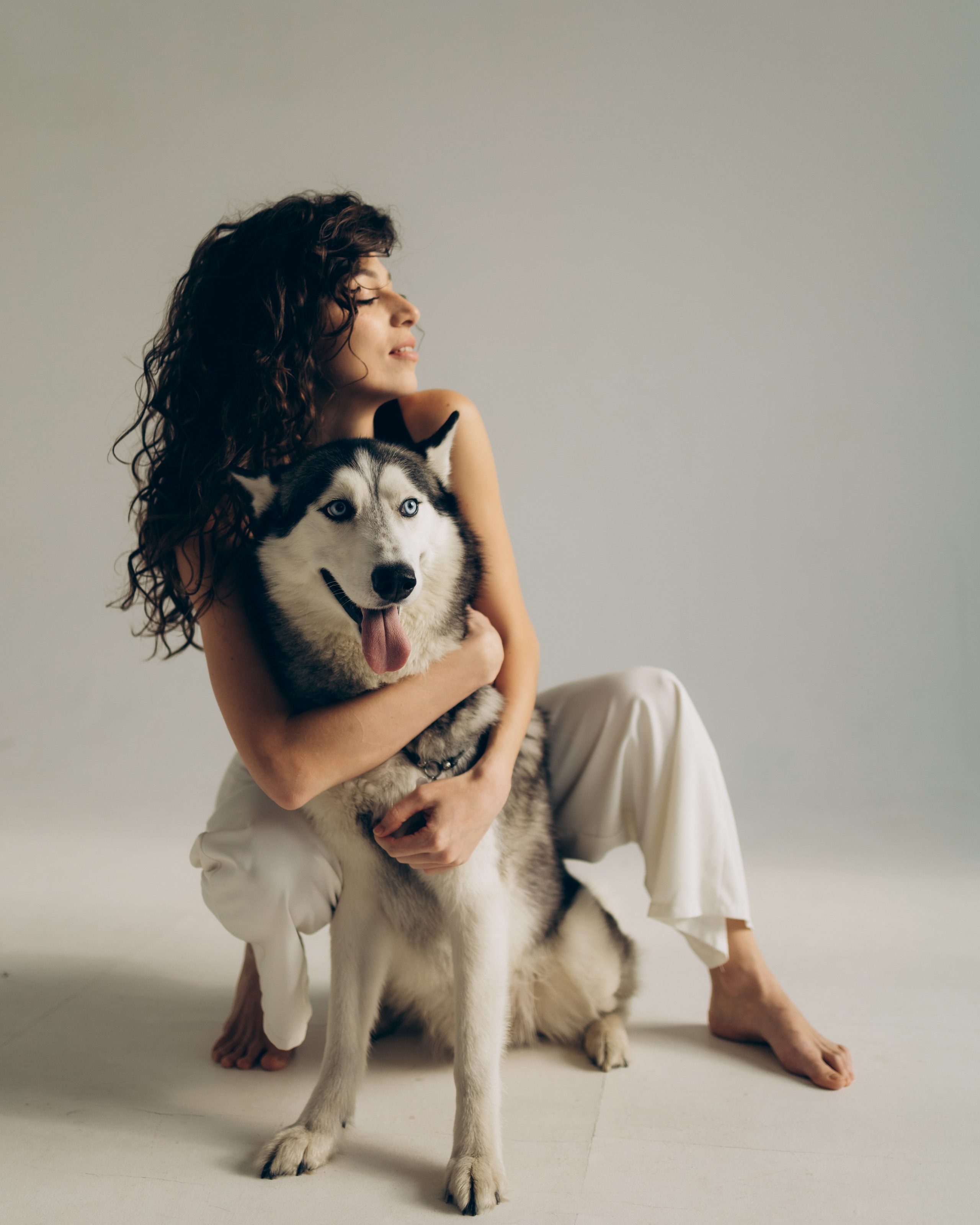 Алина и Локи. Главная